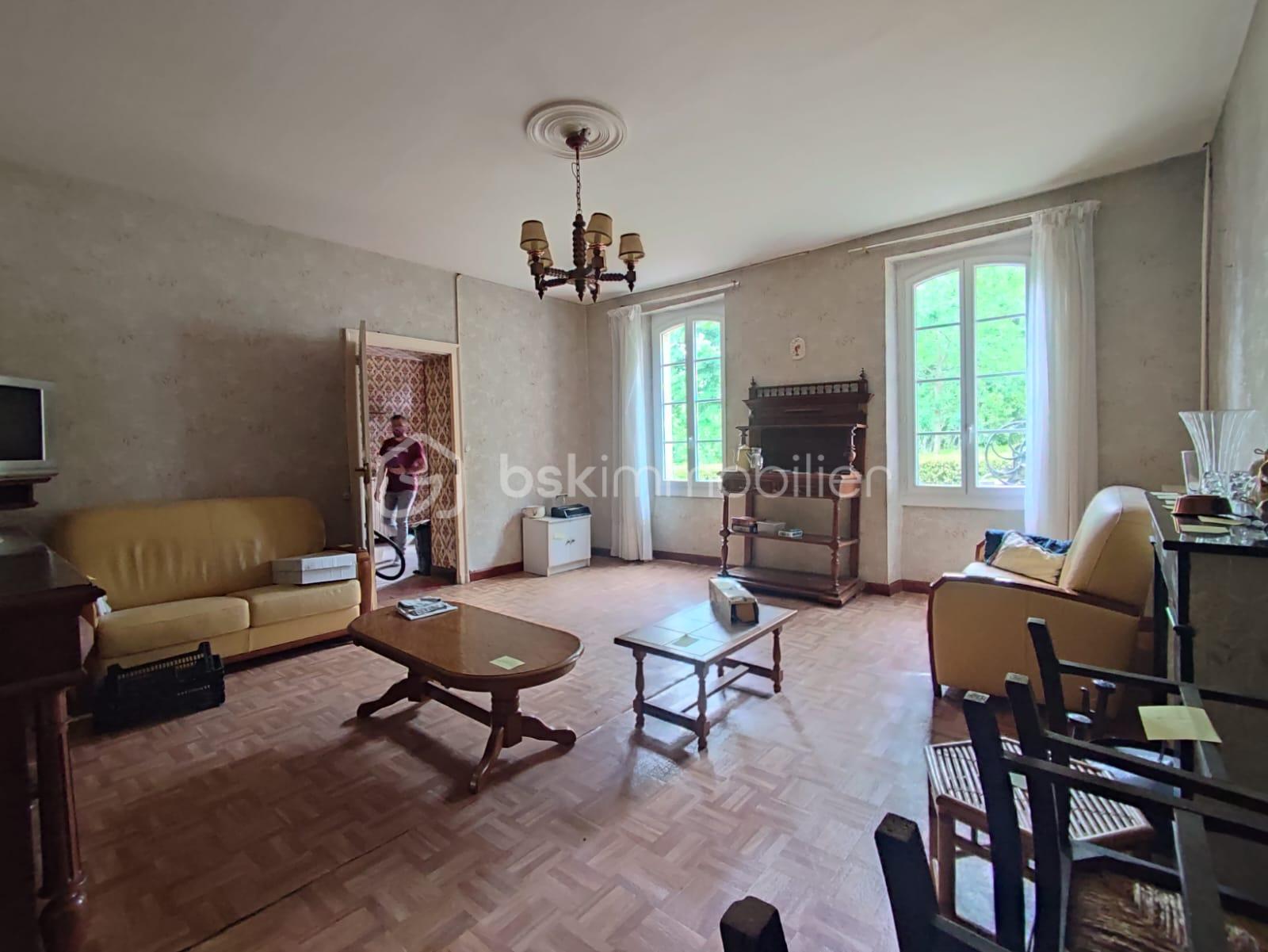 Maison de maitre de 410 m² - IMG-20250524-WA0018.jpg