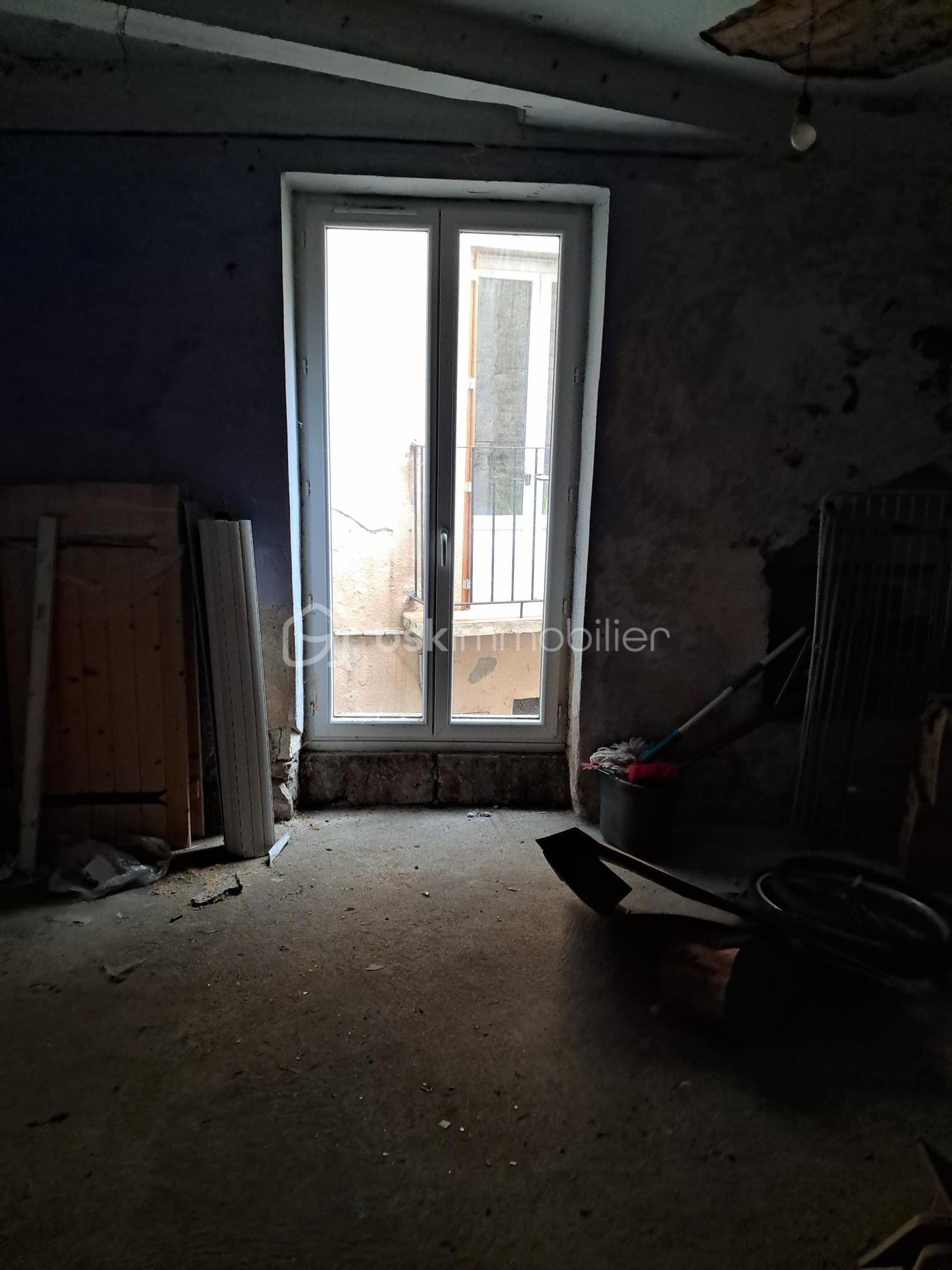 Maison de 90 m² - 9-remise.jpg