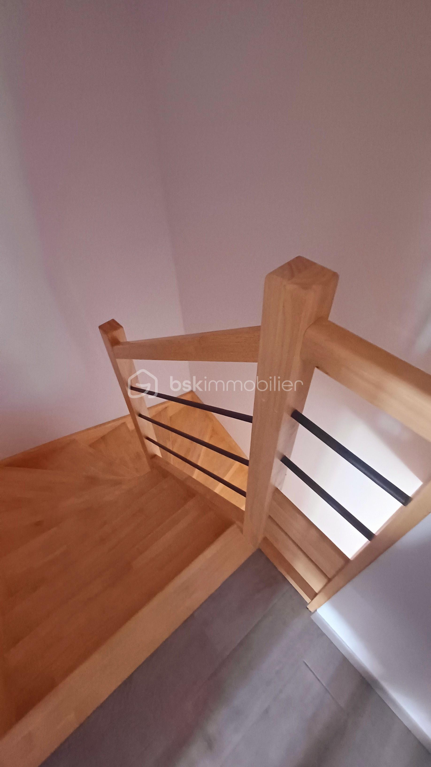 Maison de 54 m² - escalier.jpg