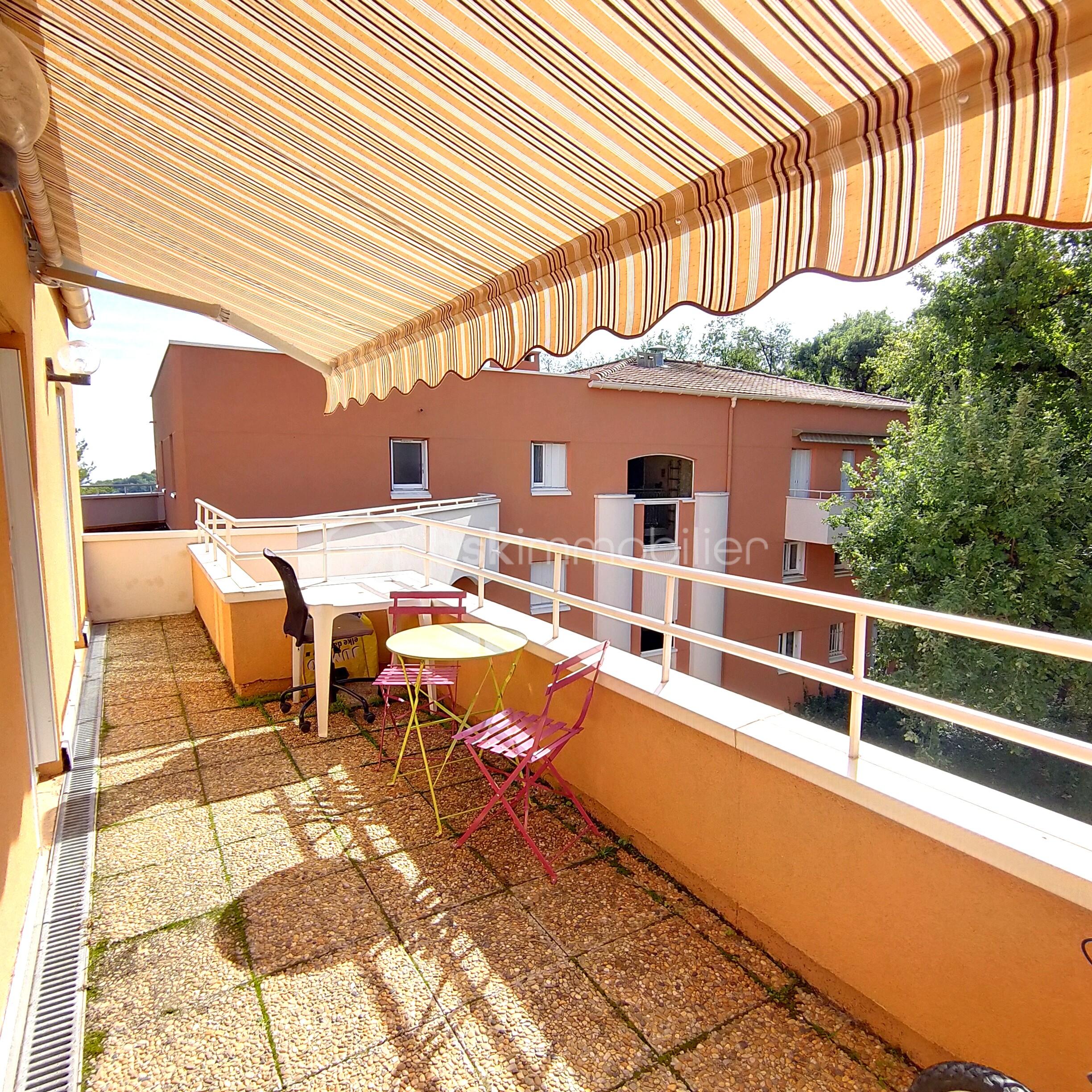 Appartement de 50,50 m² - Terrasse lumineuse.jpg
