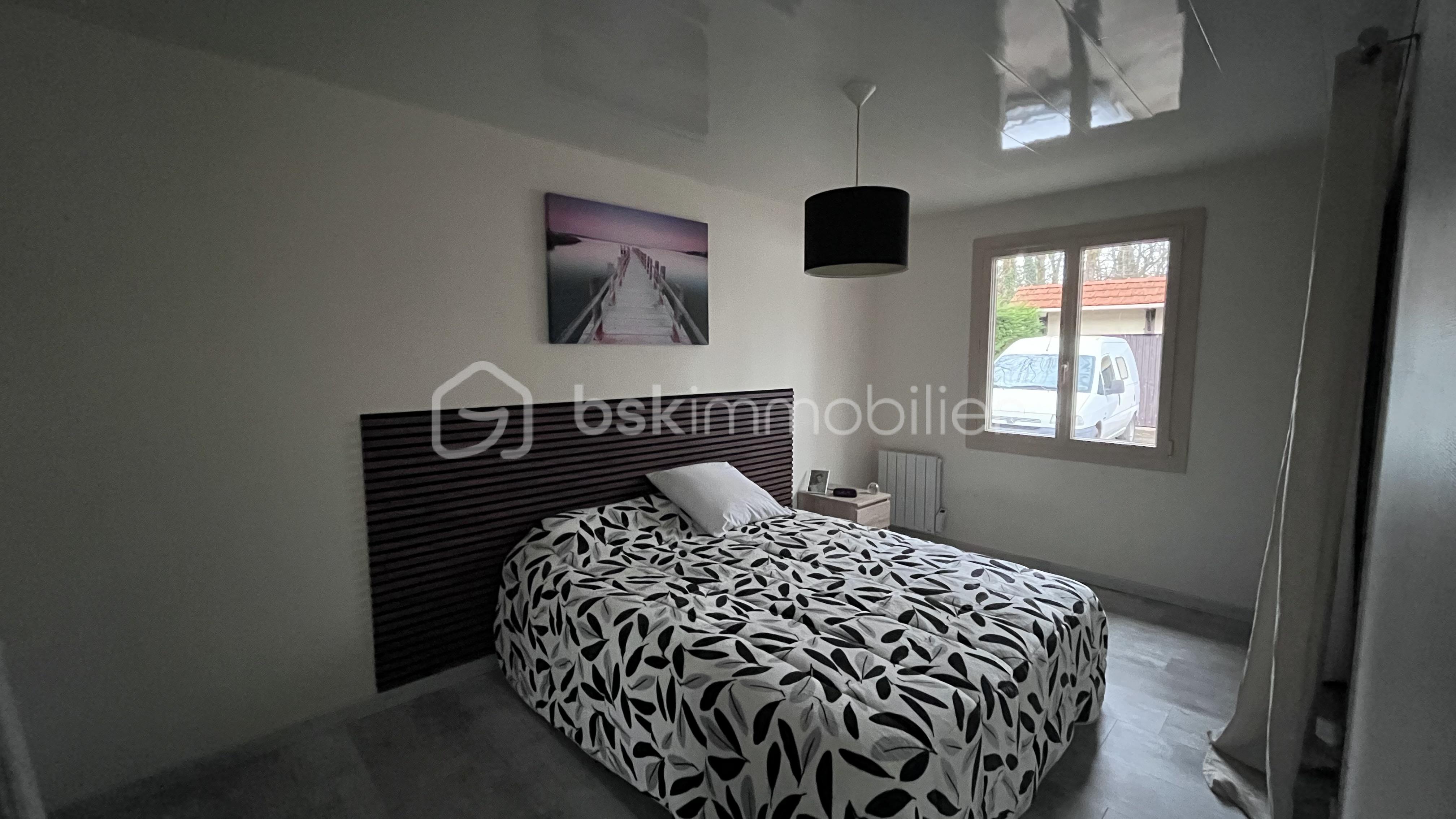 Maison de 100 m² - CHBRE 1.jpg