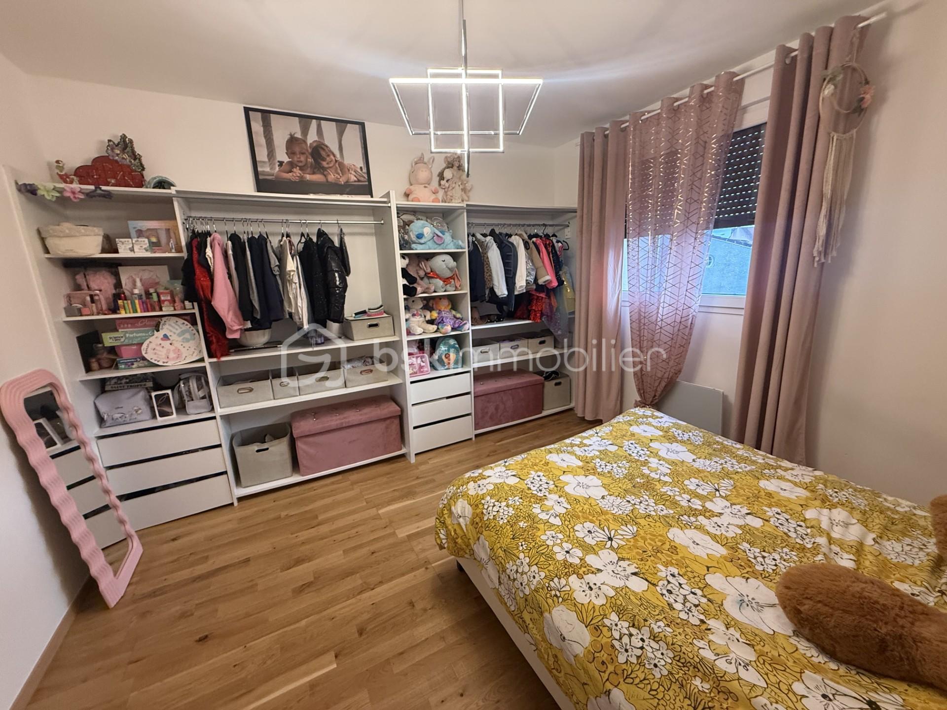 Maison traditionnelle de 136 m² - Kenji 1.jpg