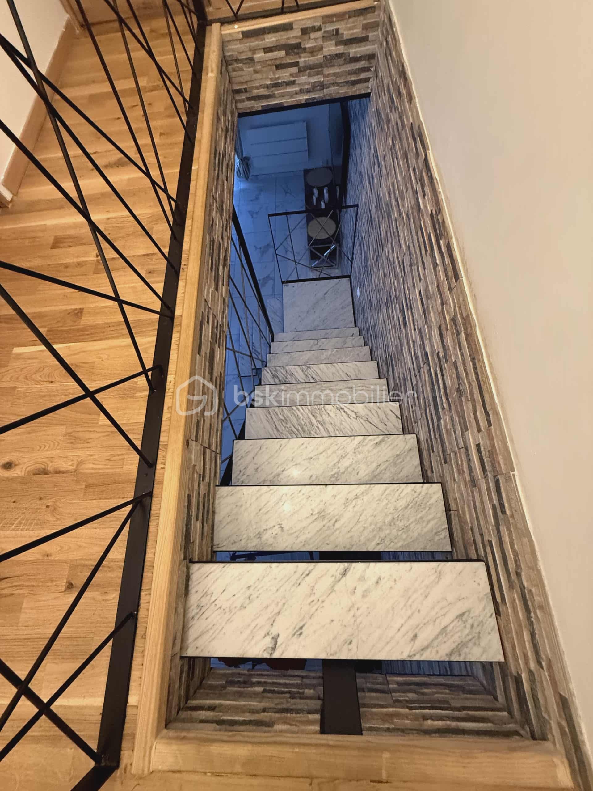 Maison traditionnelle de 136 m² - d55f29d1-2661-4f2c-81c7-199024a3ec2d.jpg