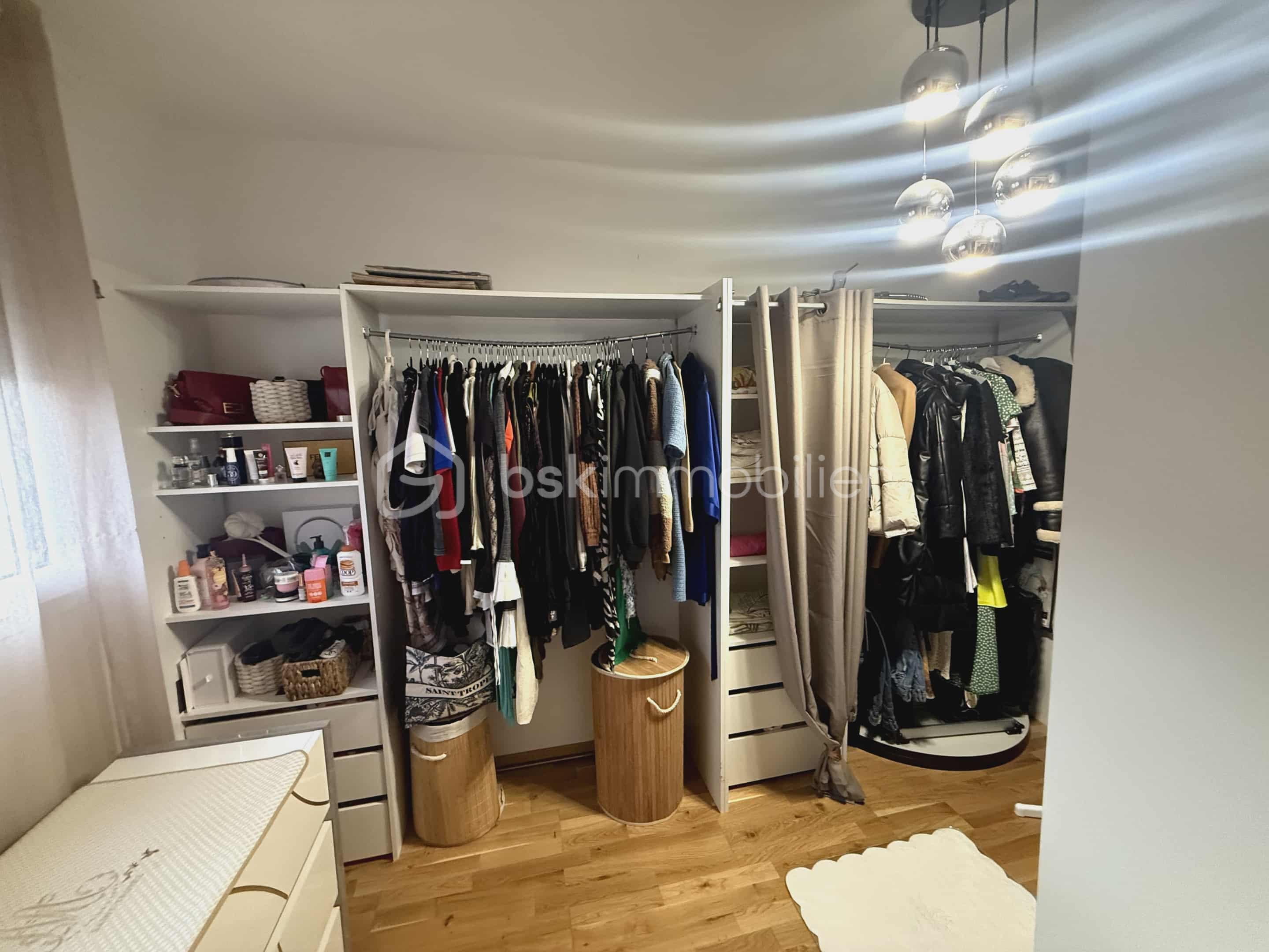 Maison traditionnelle de 136 m² - 36d3caa6-904a-4a0e-8bef-5fbb50e843db.jpg