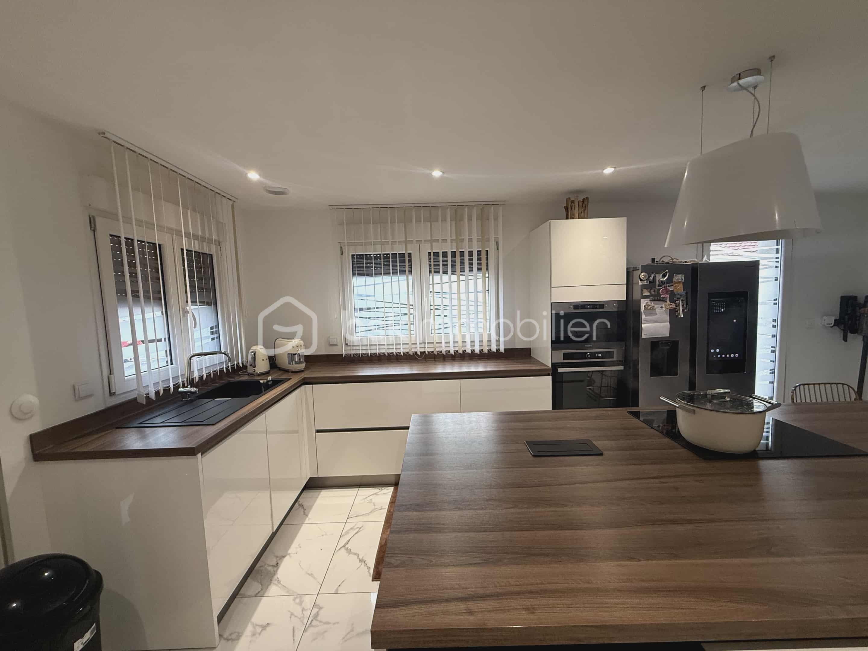 Maison traditionnelle de 136 m² - f6f6a60f-b4fc-4a3c-bc13-9fea35d972b1.jpg