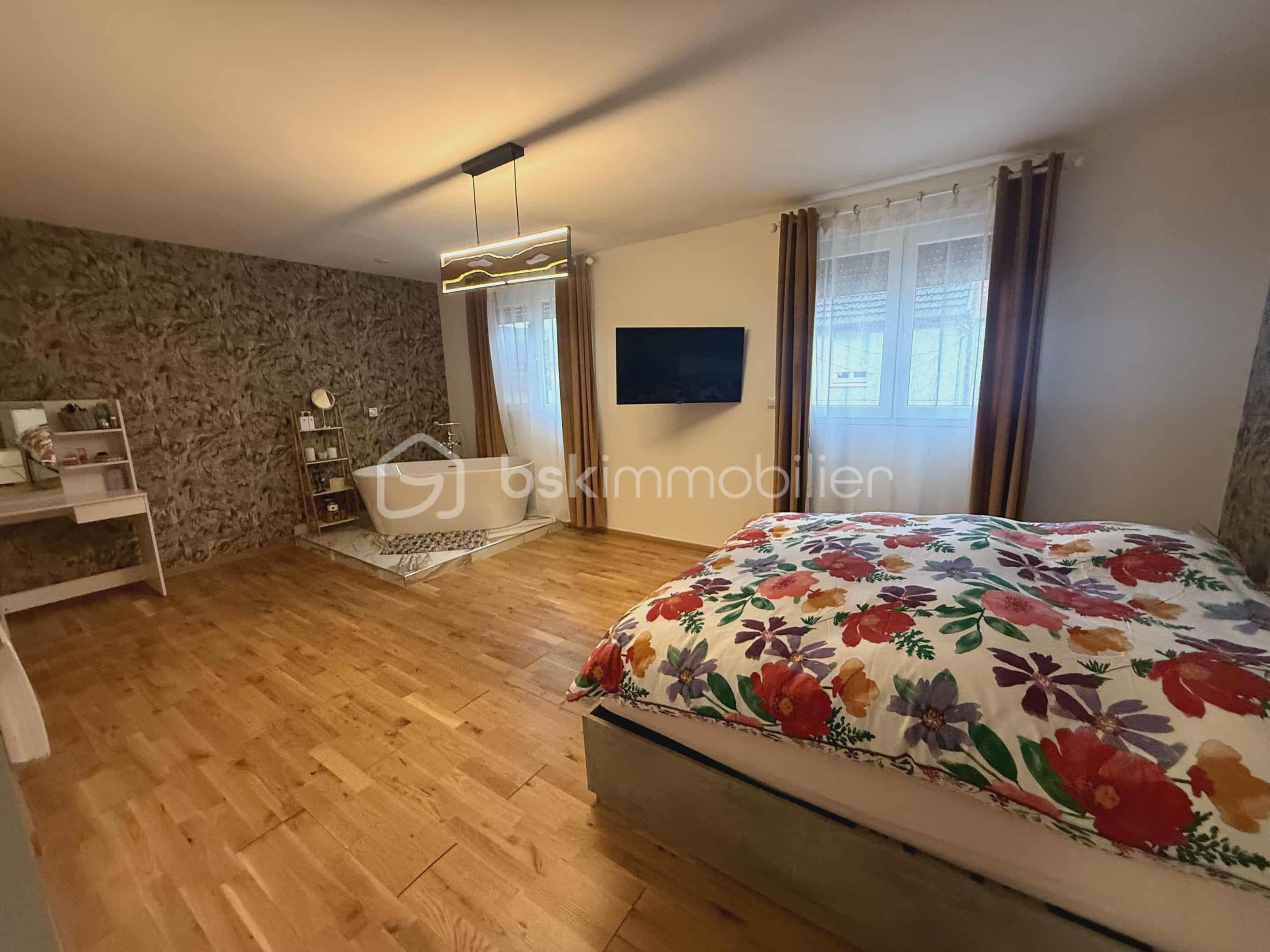 Maison traditionnelle de 136 m² - 10fdce51-d9cf-4d2d-b852-d6dda44c1722.jpg