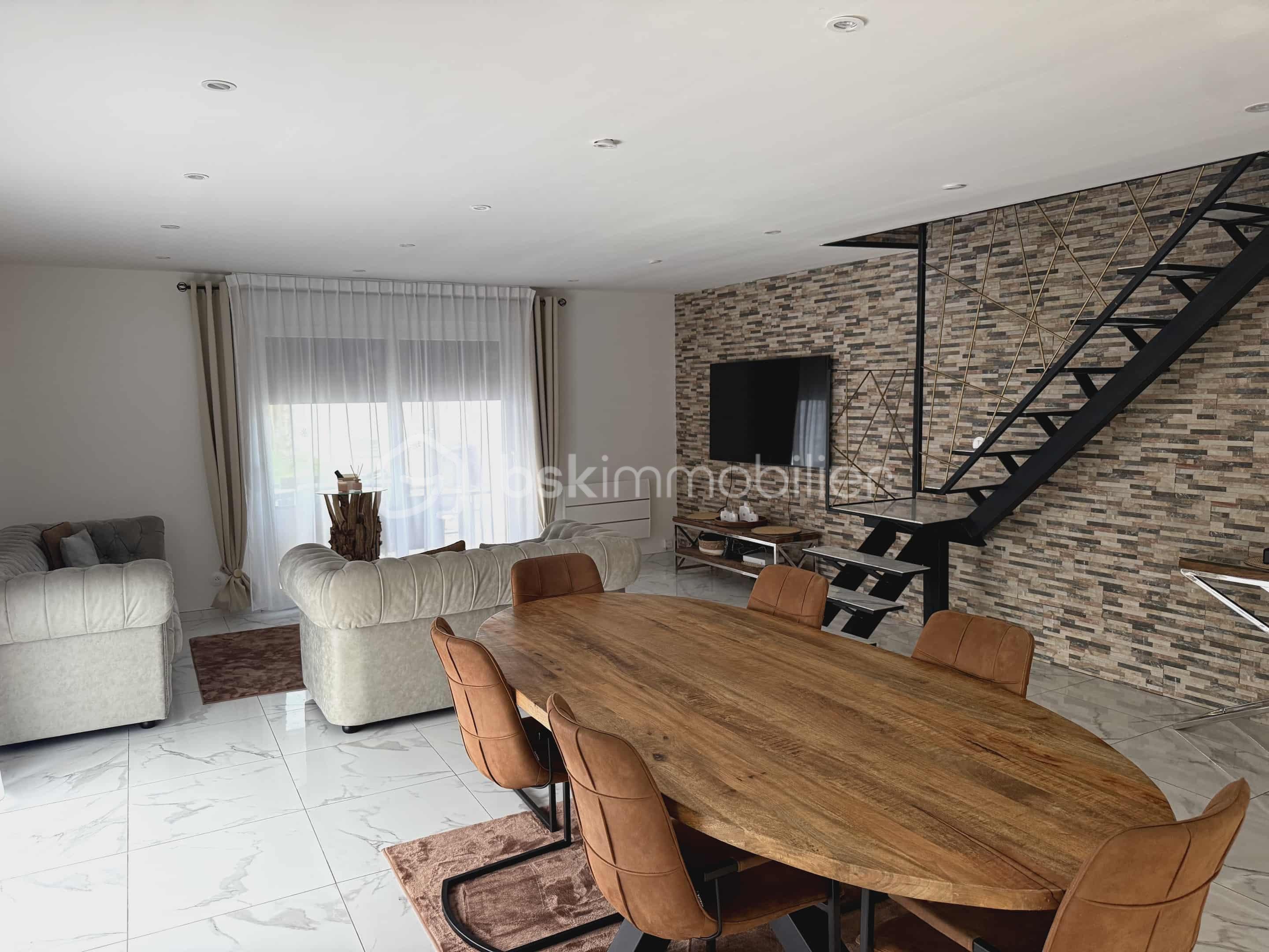 Maison traditionnelle de 136 m² - 956f8eae-88a1-426a-9c10-a7d57ab32353.jpg