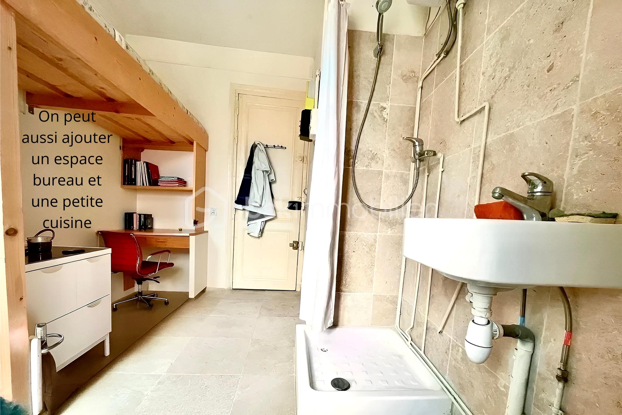 On peut aussi ajouter un espace bureau et une petite cuisine.png