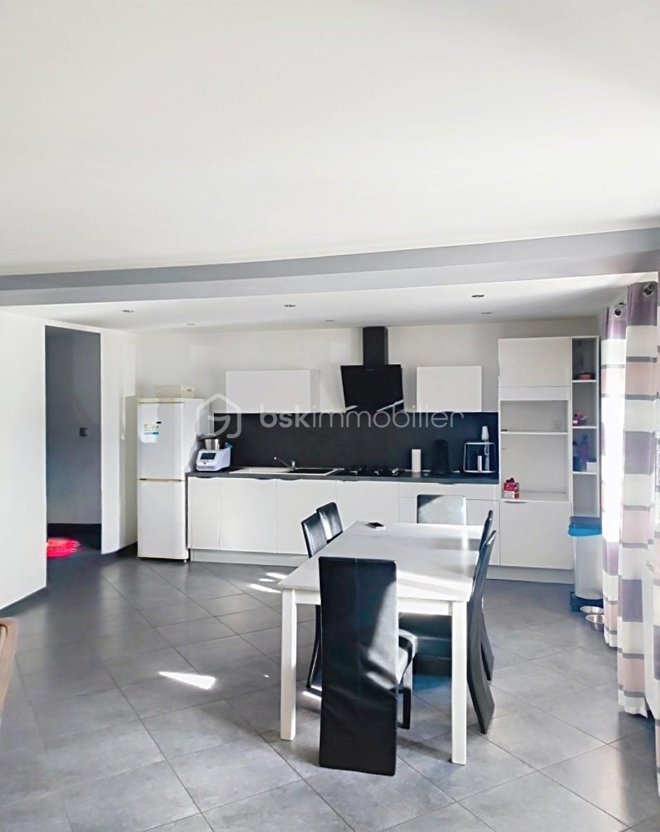 Appartement 2 pièces 52 m² · à Saint-Jean-de-Moirans · 52 m² · 125 000 €