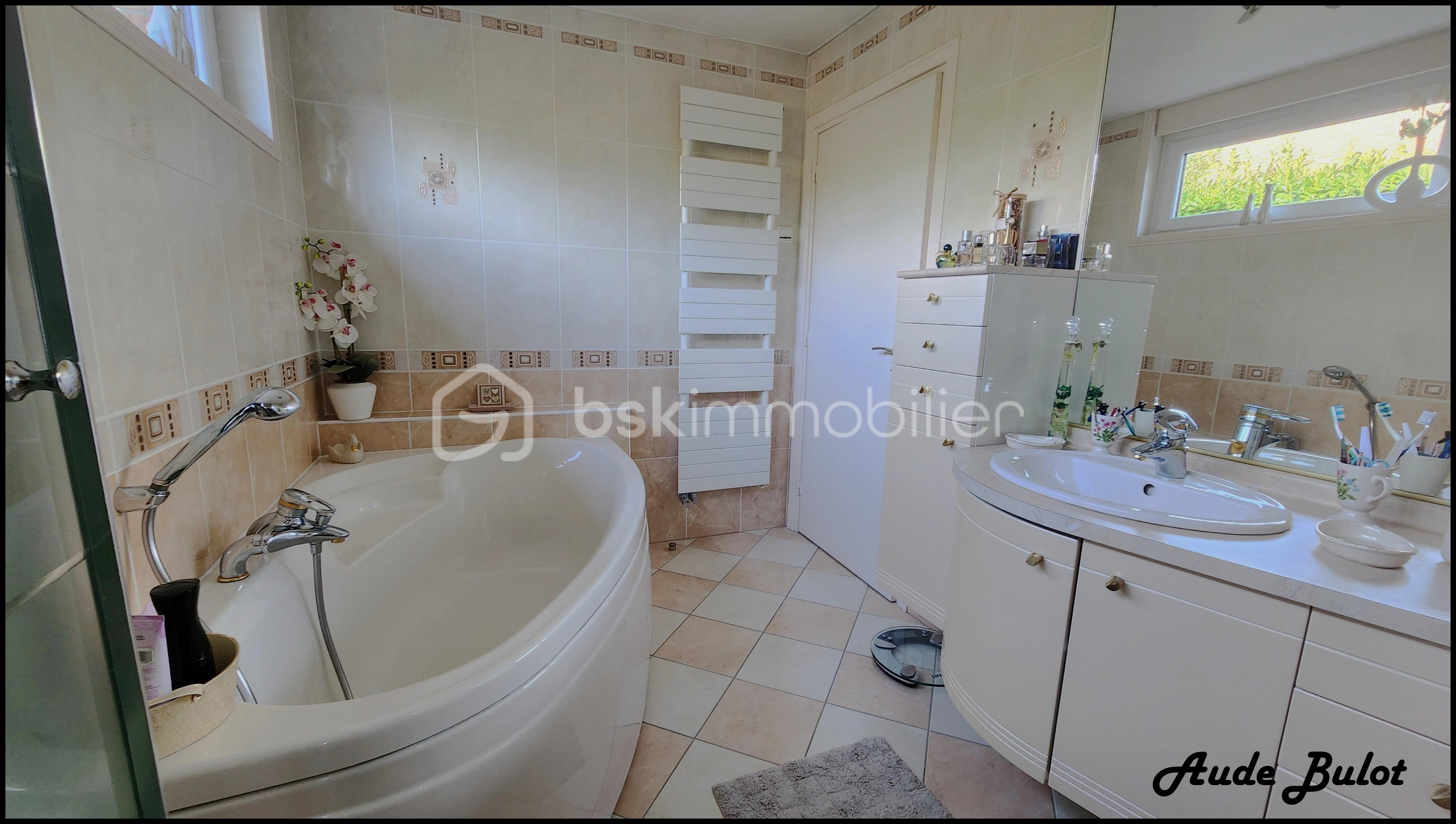 Maison de 190 m² - 20250801_094445.jpg