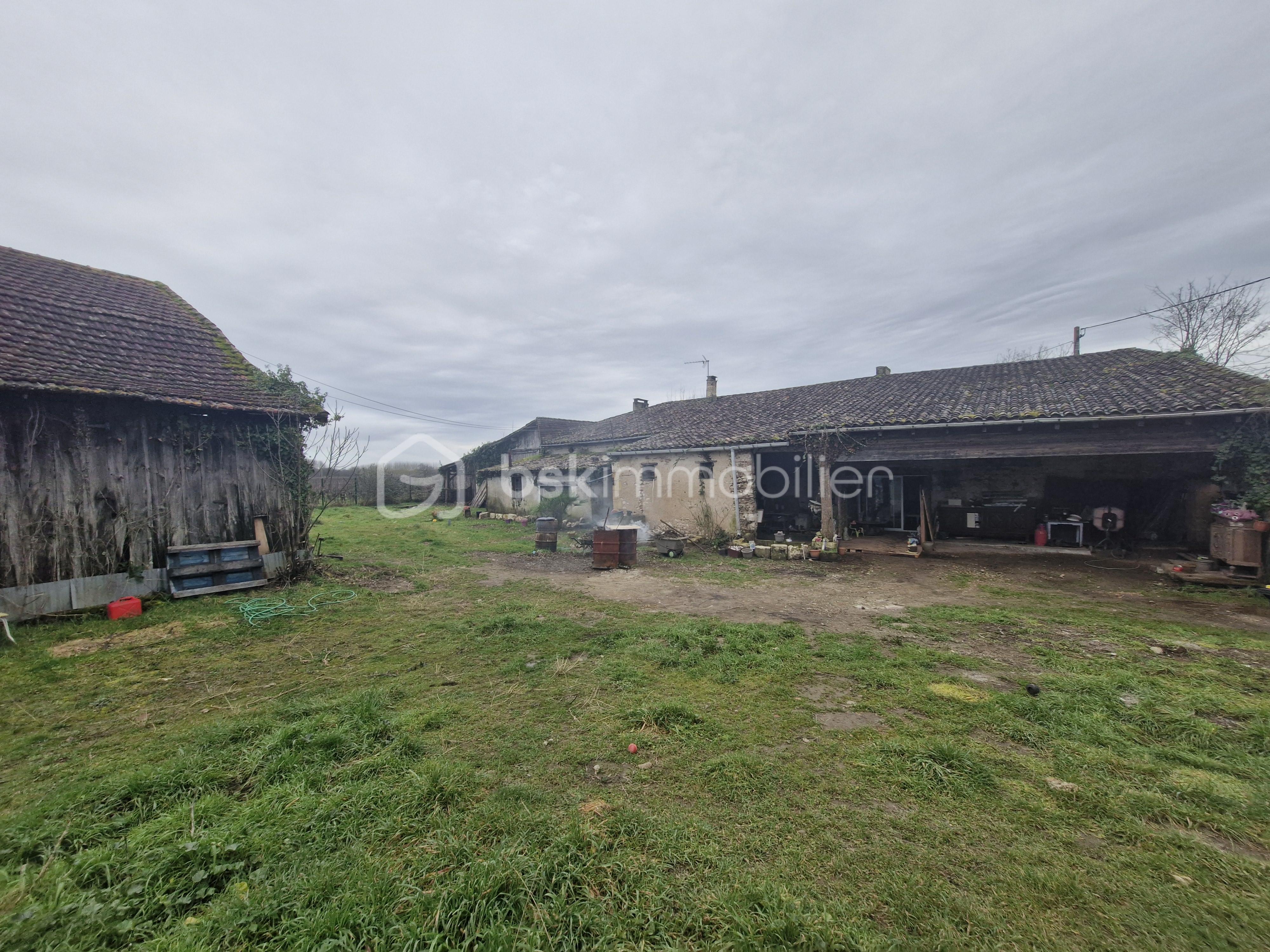 Maison en pierre de 145 m²