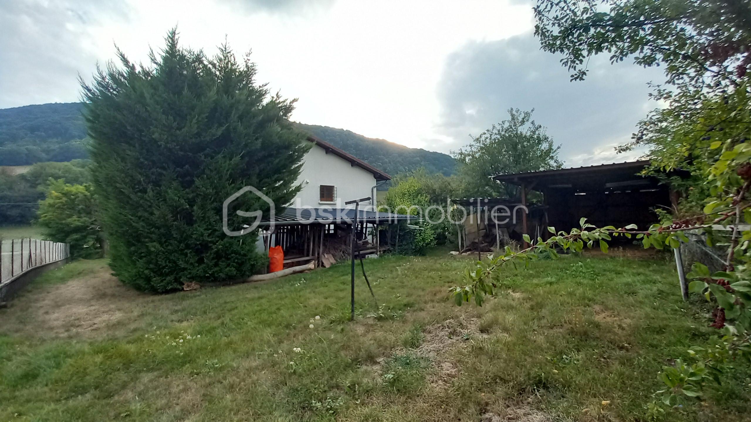 Maison de 135 m² - Maison Voiron Rousset Photo façade arrière.jpg