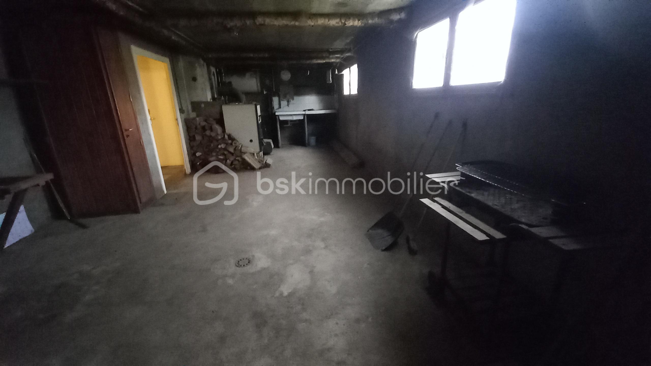 Maison de 135 m² - Maison Voiron Rousset Photo Garage 1.jpg