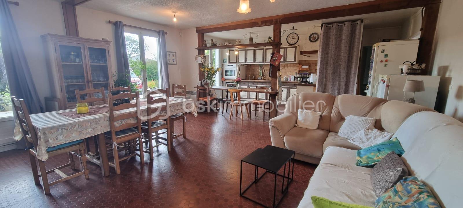 Maison de 120 m² - séjour cuisine.jpg