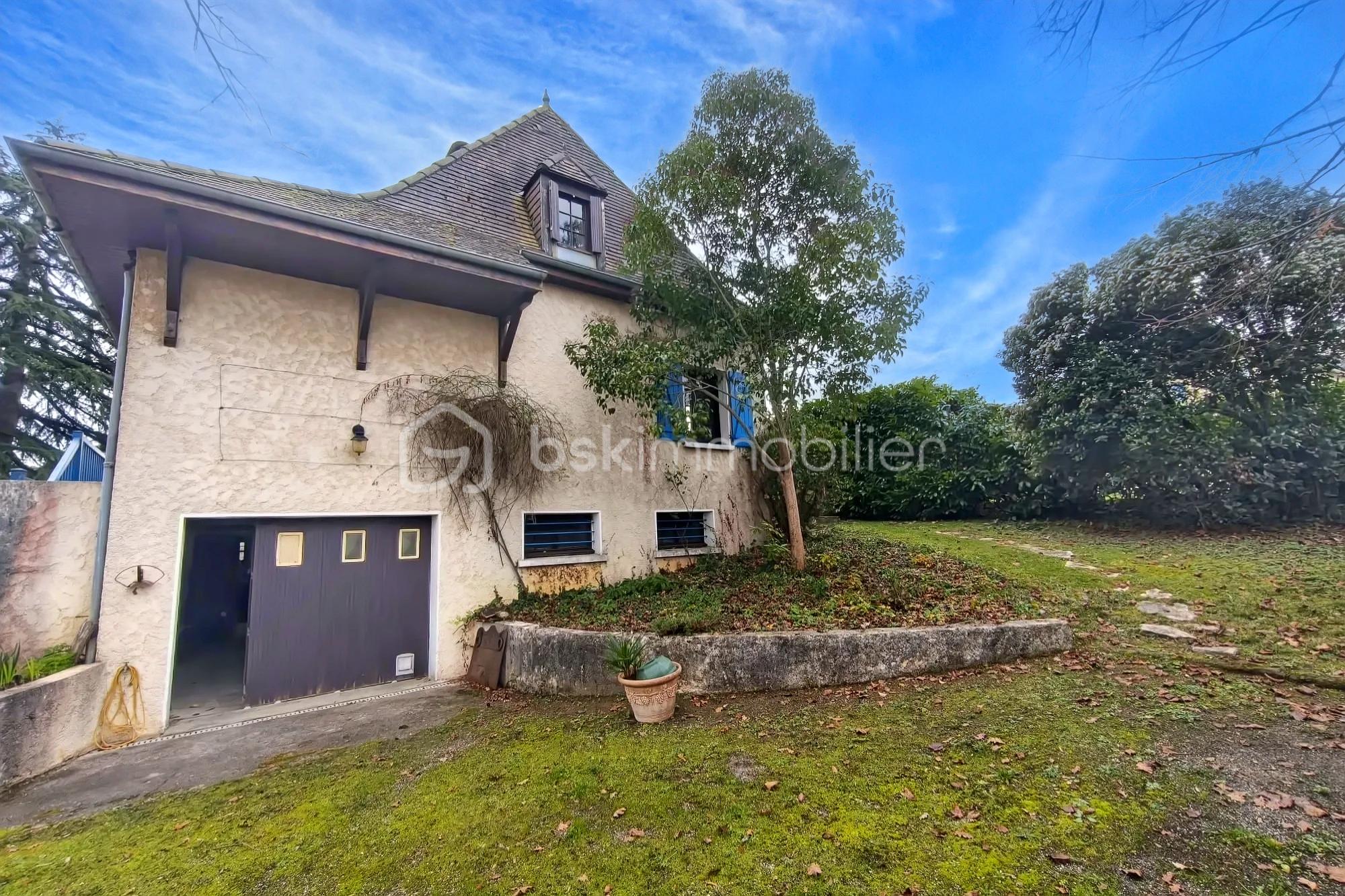 Maison de 130 m² - hoqi-dc8343f987a74f3ba63c04fbbfdc629e.jpg