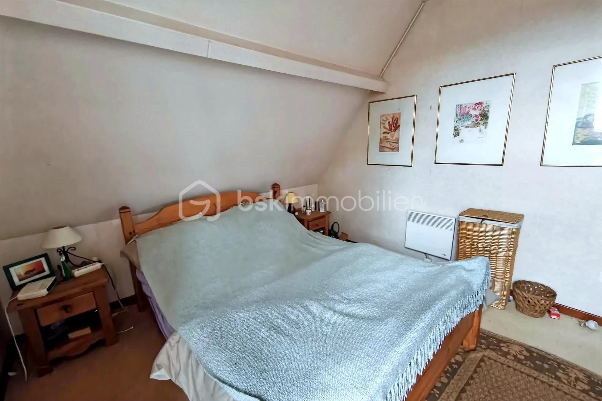 Maison de 130 m² - hoqi-c335dea2f7fb4ff79f645abb2d5e8781.jpg