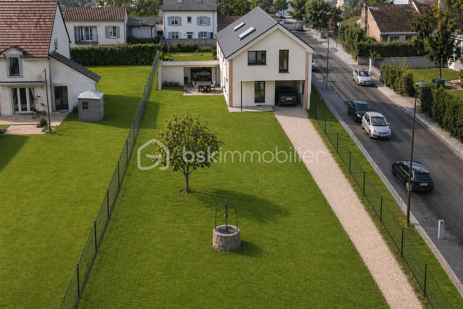 Maison terrain finale.png