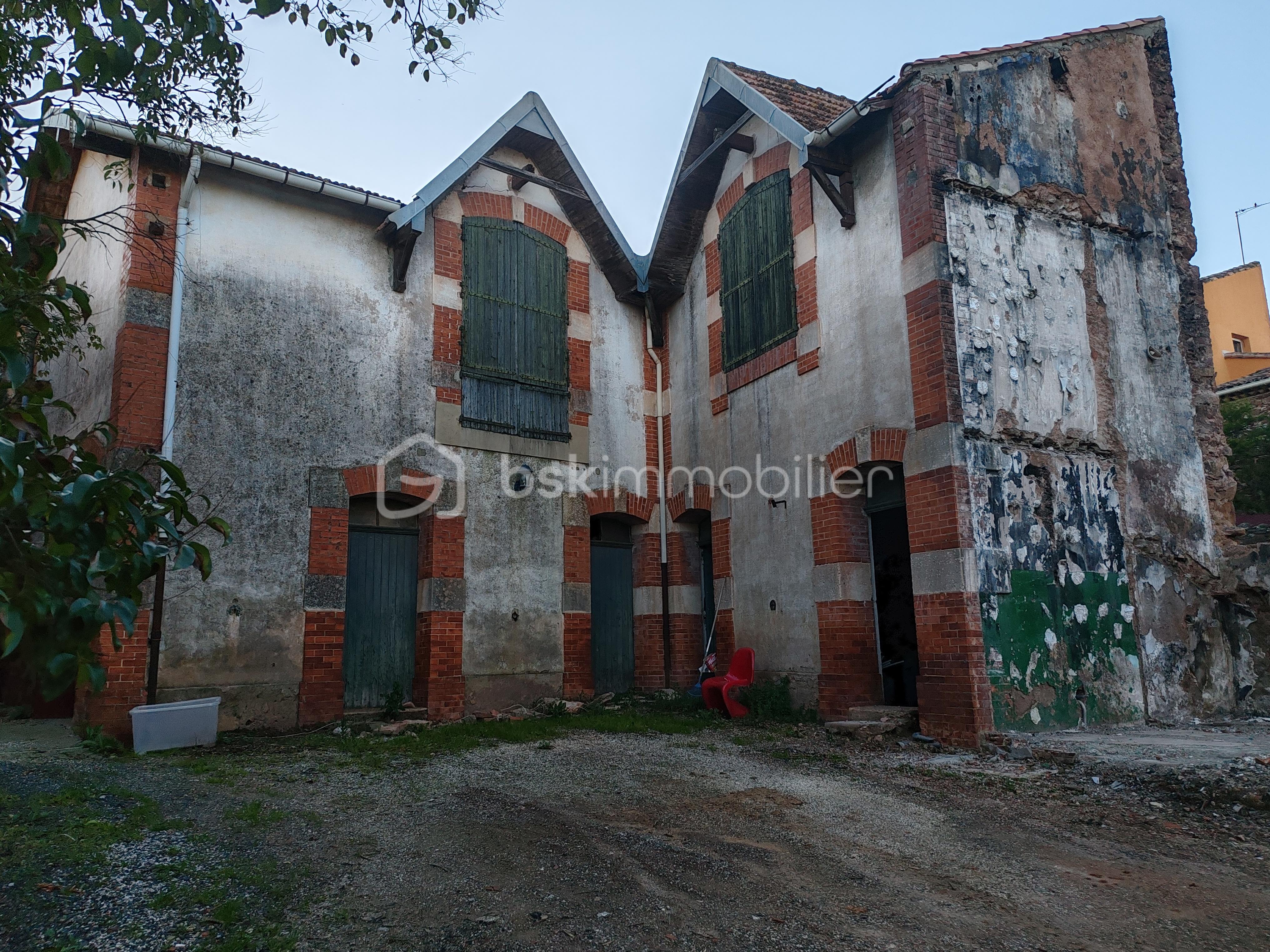 IMG_20260317_174209 garage Cazedarnes.jpg