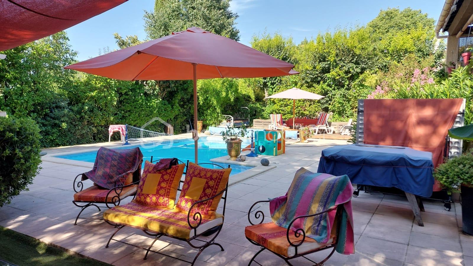 Demeure de 1 412 m² - 191a5c99-14b4-4004-9b06-b7ffdc6b08e8.JPG