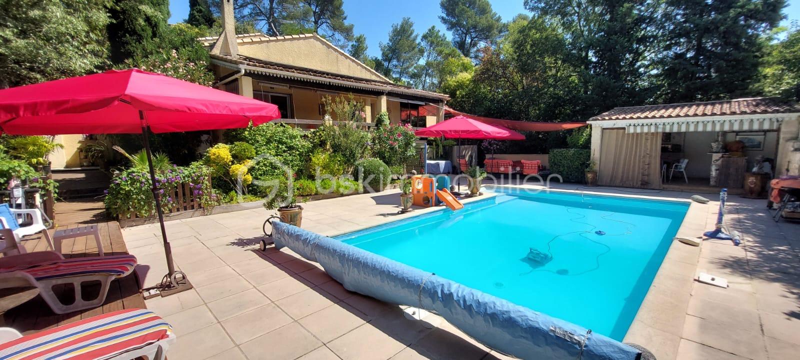 Demeure de 1 412 m² - 052f76db-1e50-401b-a98a-bba92aaab3b1.JPG