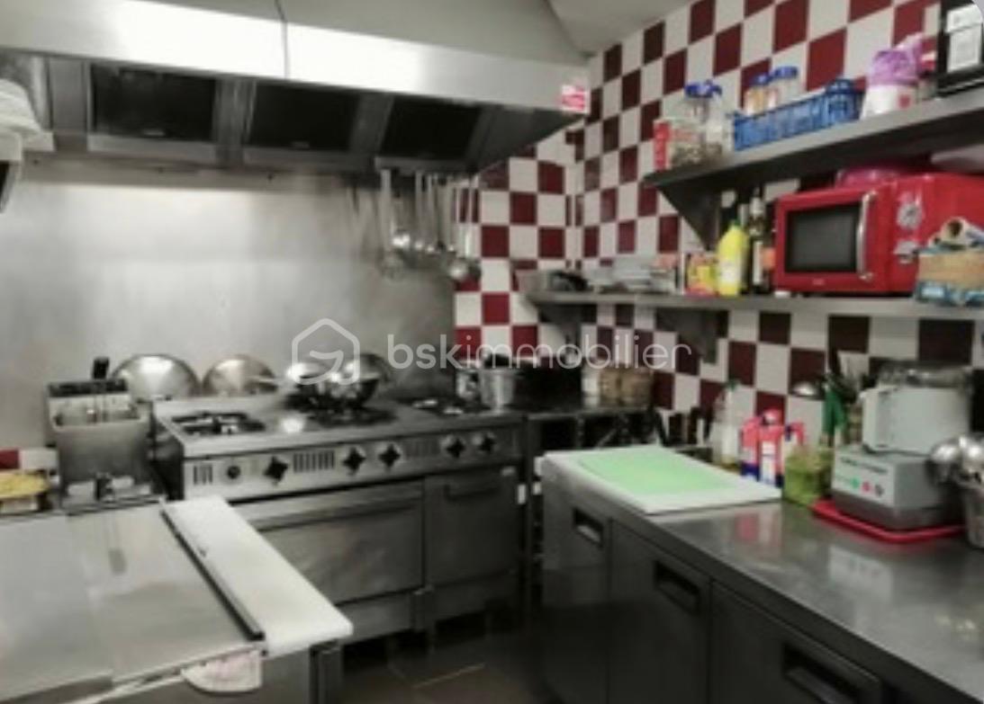 Fonds de commerce - WhatsApp Image 2025-11-22 à 14.44.36_2fee62b8.jpg