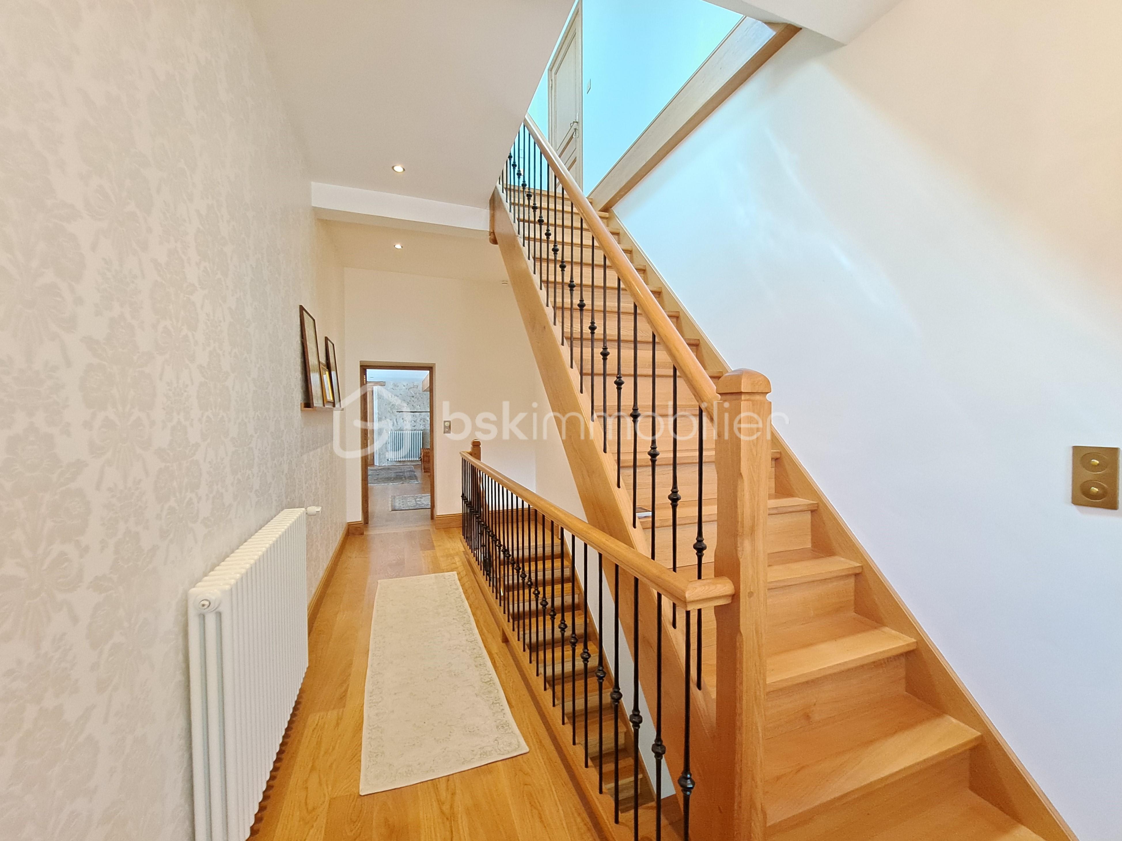 Demeure de 432 m² - cesar carvalho Belle Maison Gascony campagne foret bois luxe piscine (205).jpg