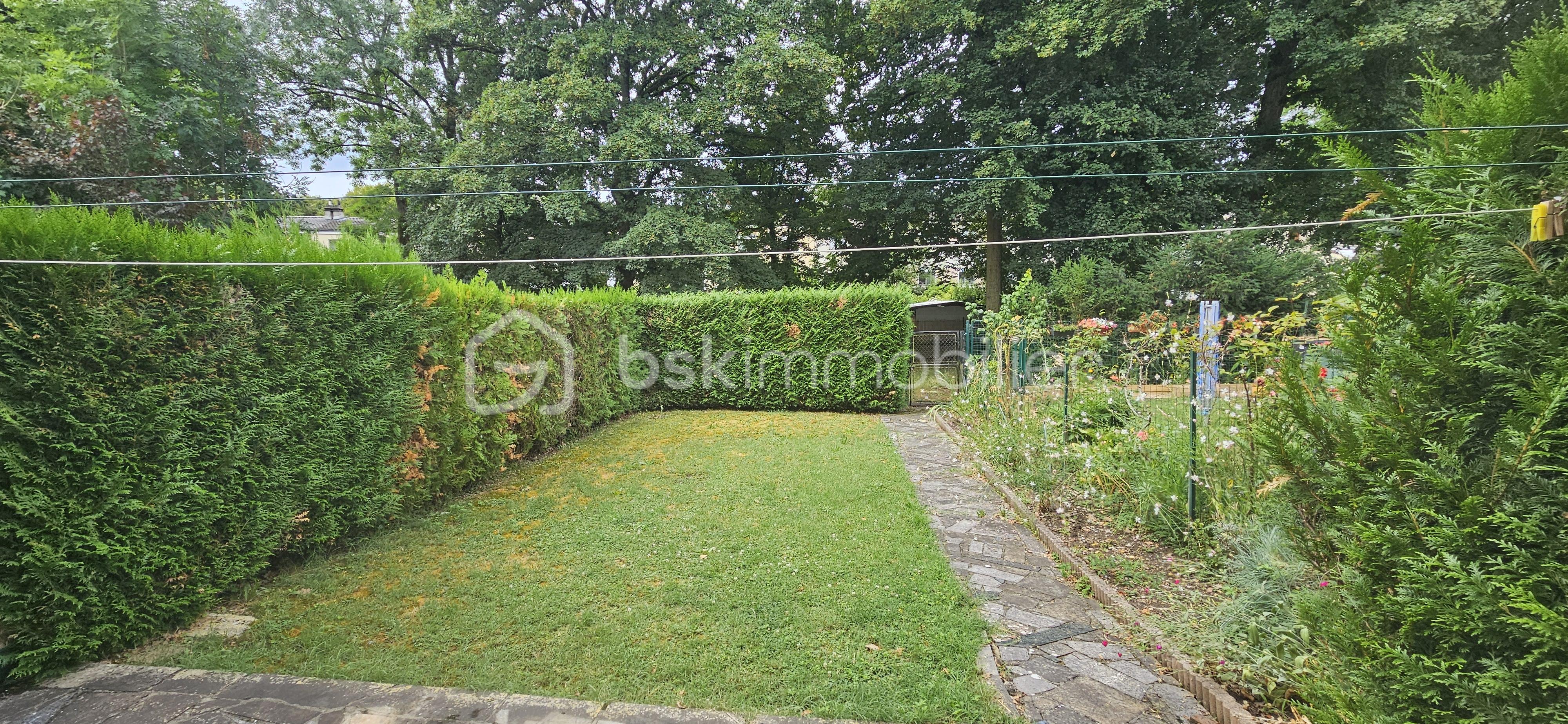 Maison de 73 m² - jardin.jpg