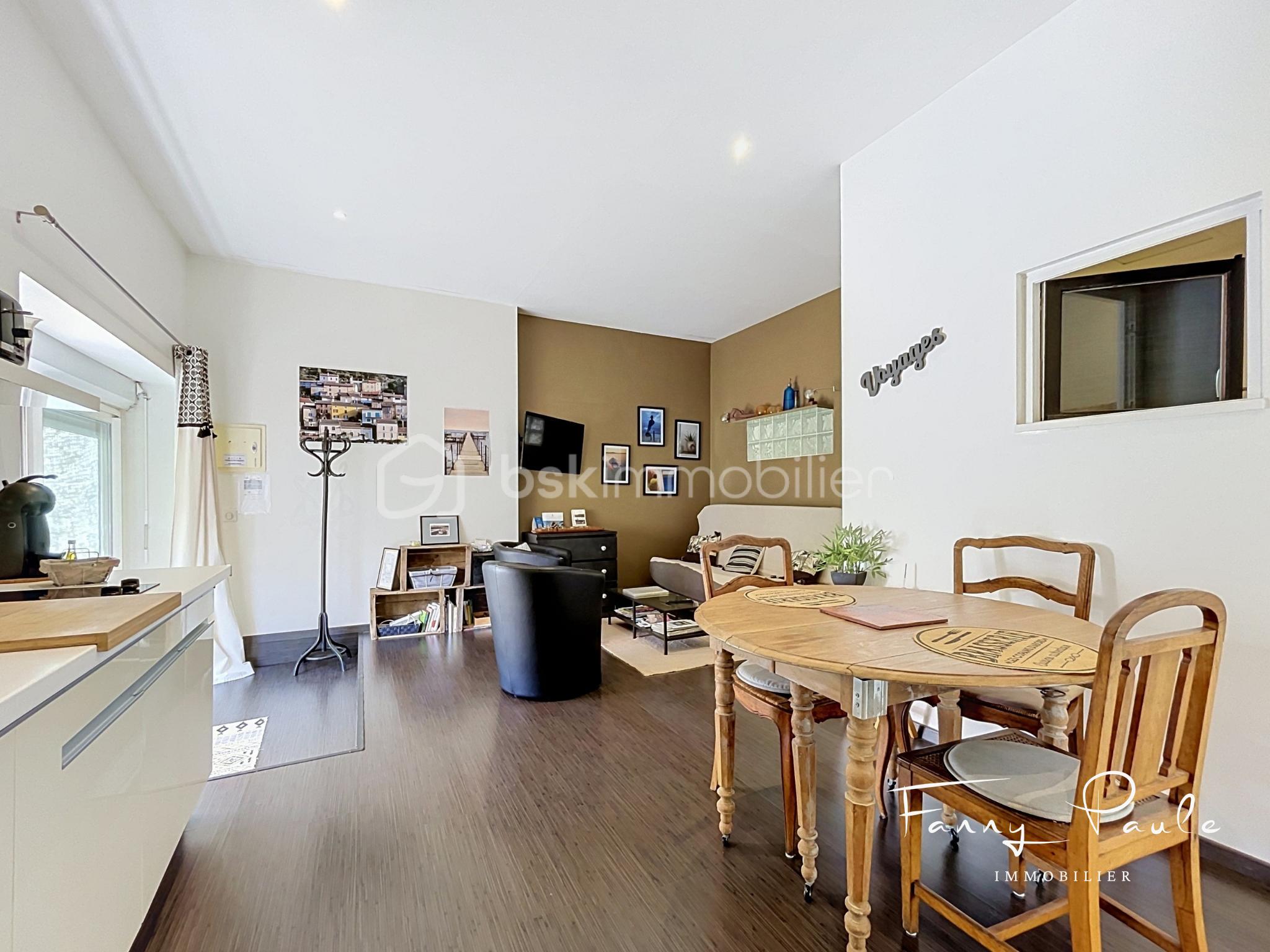 appartement séjour.png