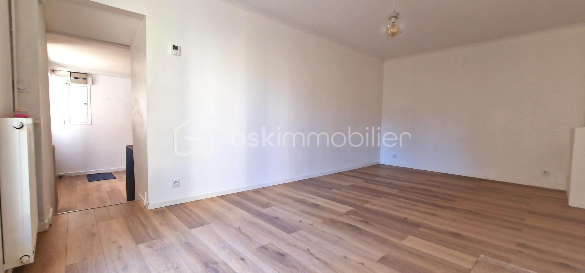 Maison de ville de 71,50 m² - SEJOURRRRR.jpg