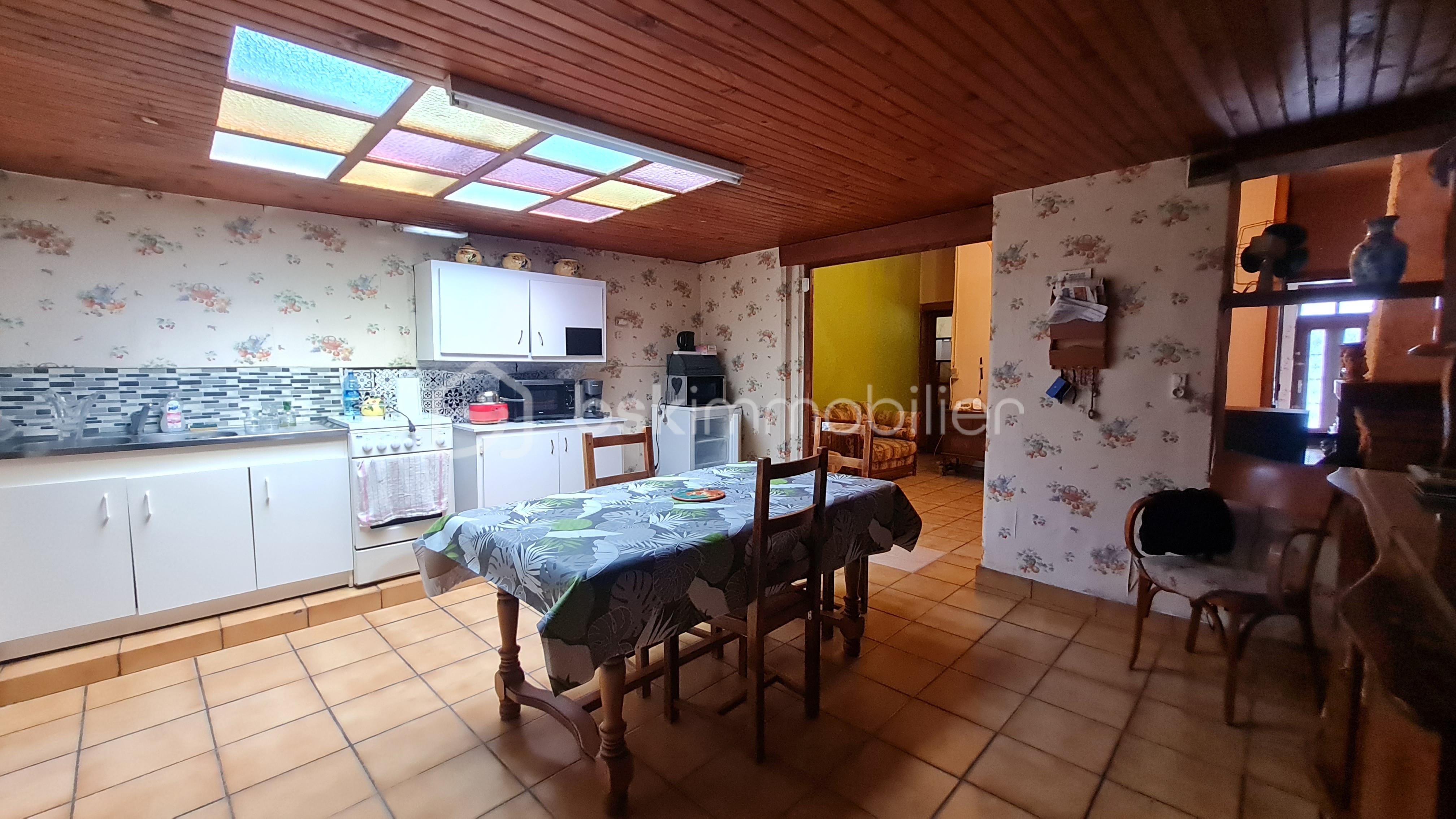 Maison ancienne de 117 m² - cuisine.jpg