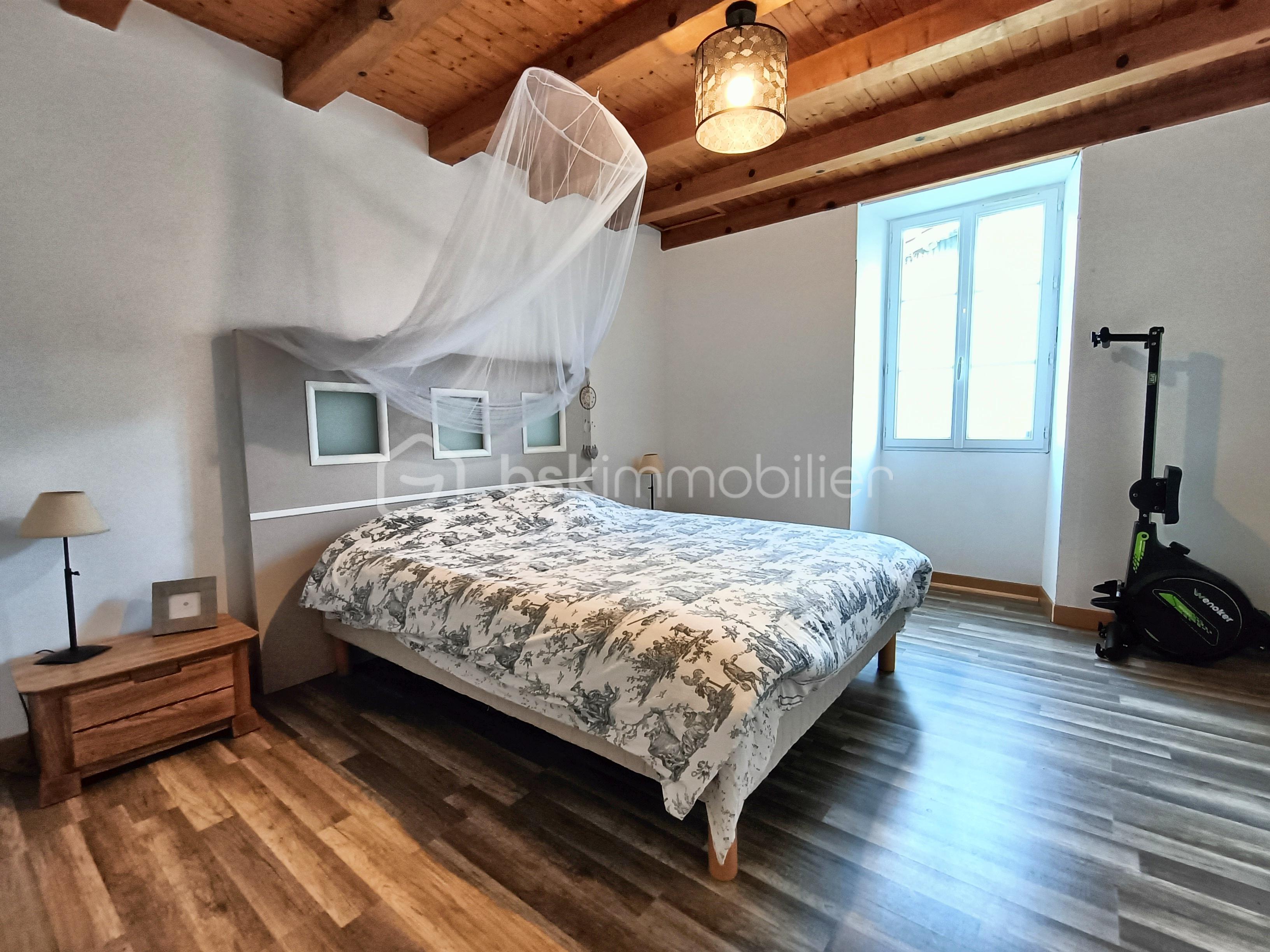 Maison charentaise de 77 m² - Chambre 2.jpg