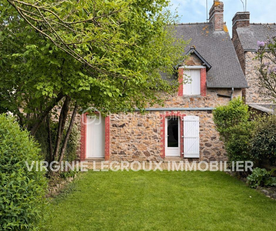 Maison 4 pièces 250 m² · à Saint-Pierre-la-Cour · 250 m² · 135 900 €