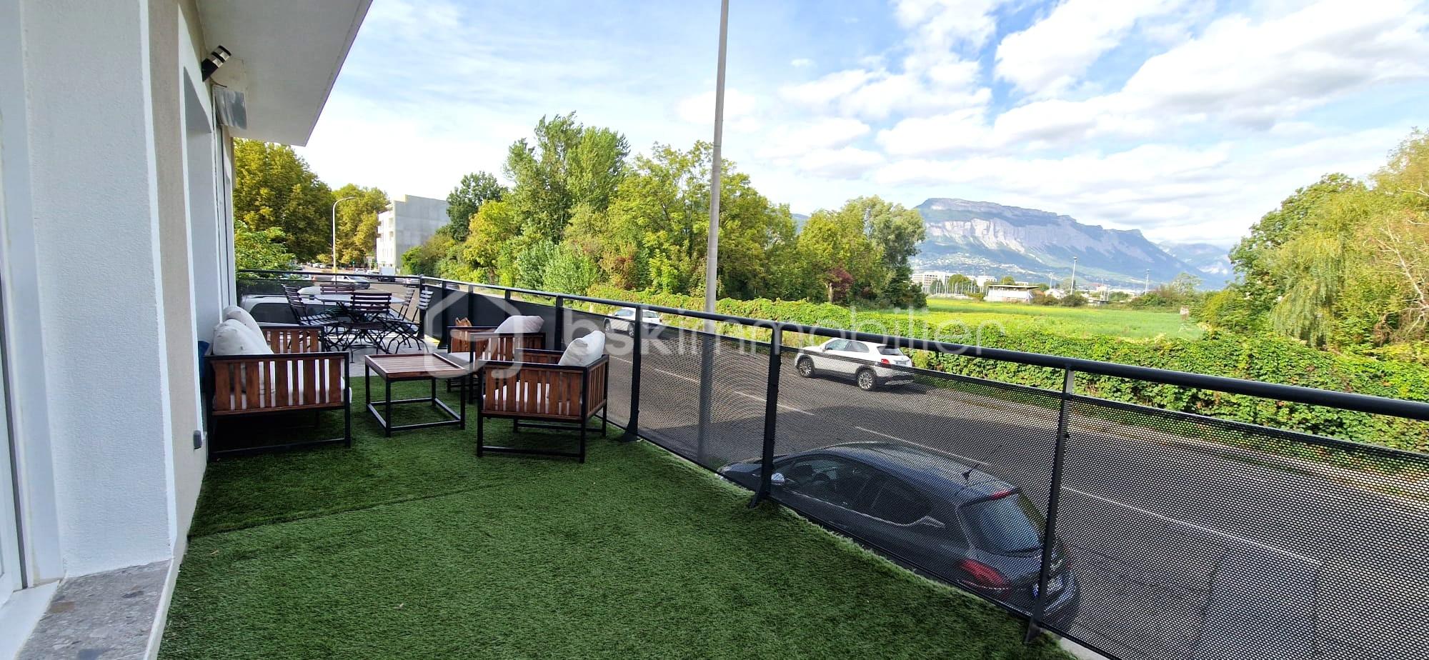 Appartement de 105 m² - TERRASSE.jpg