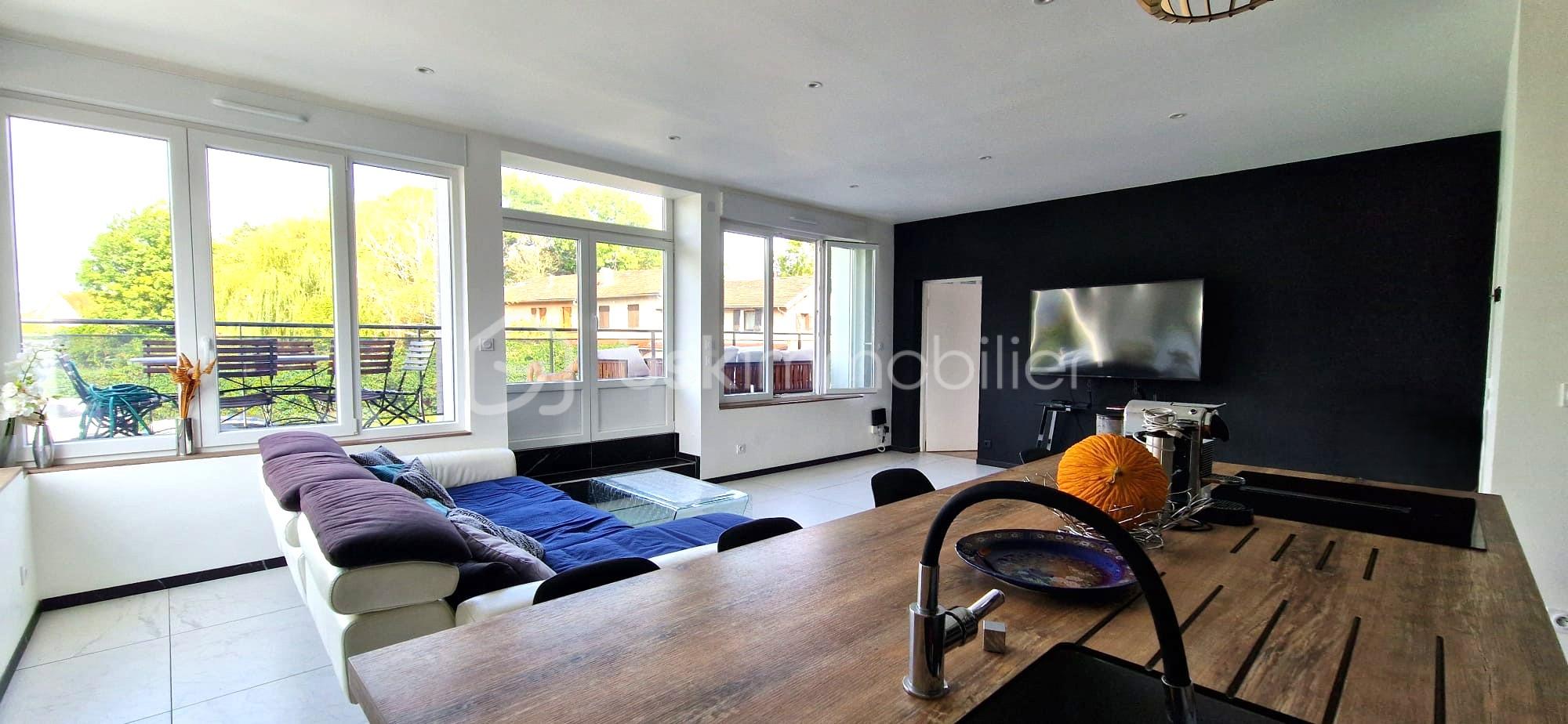 Appartement de 105 m² - CUISINE VUE TERRASSE.jpg