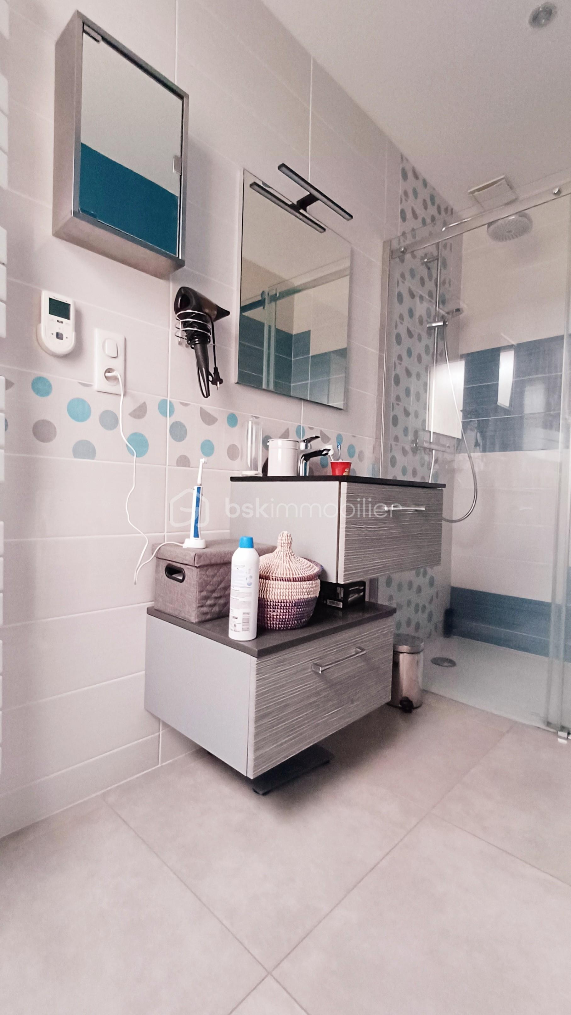 Maison de 115 m² - 12b8f68e-6773-4c1f-8823-9b5676375428.jpg