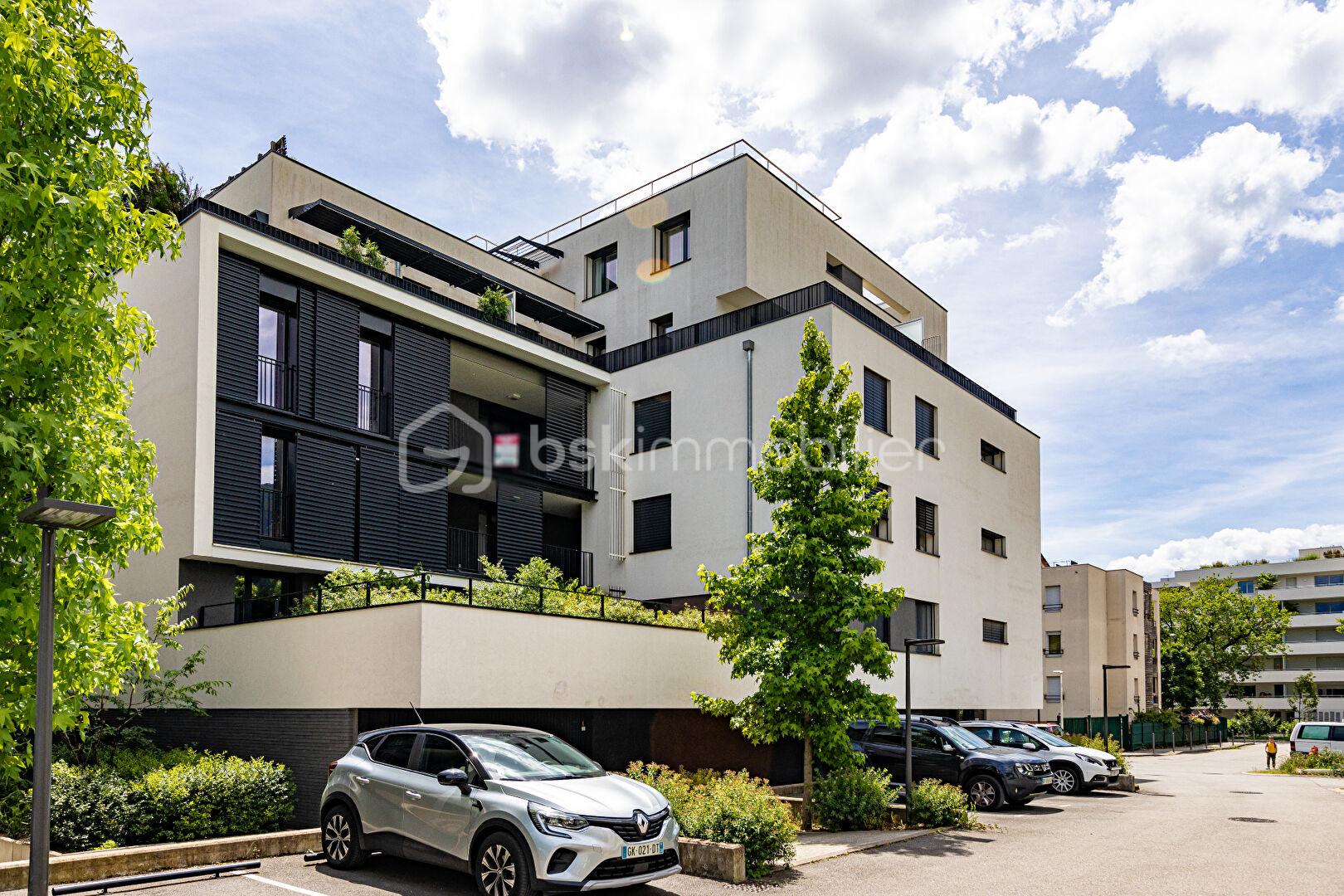 Appartement de 76,84 m² - 58649421a.jpg