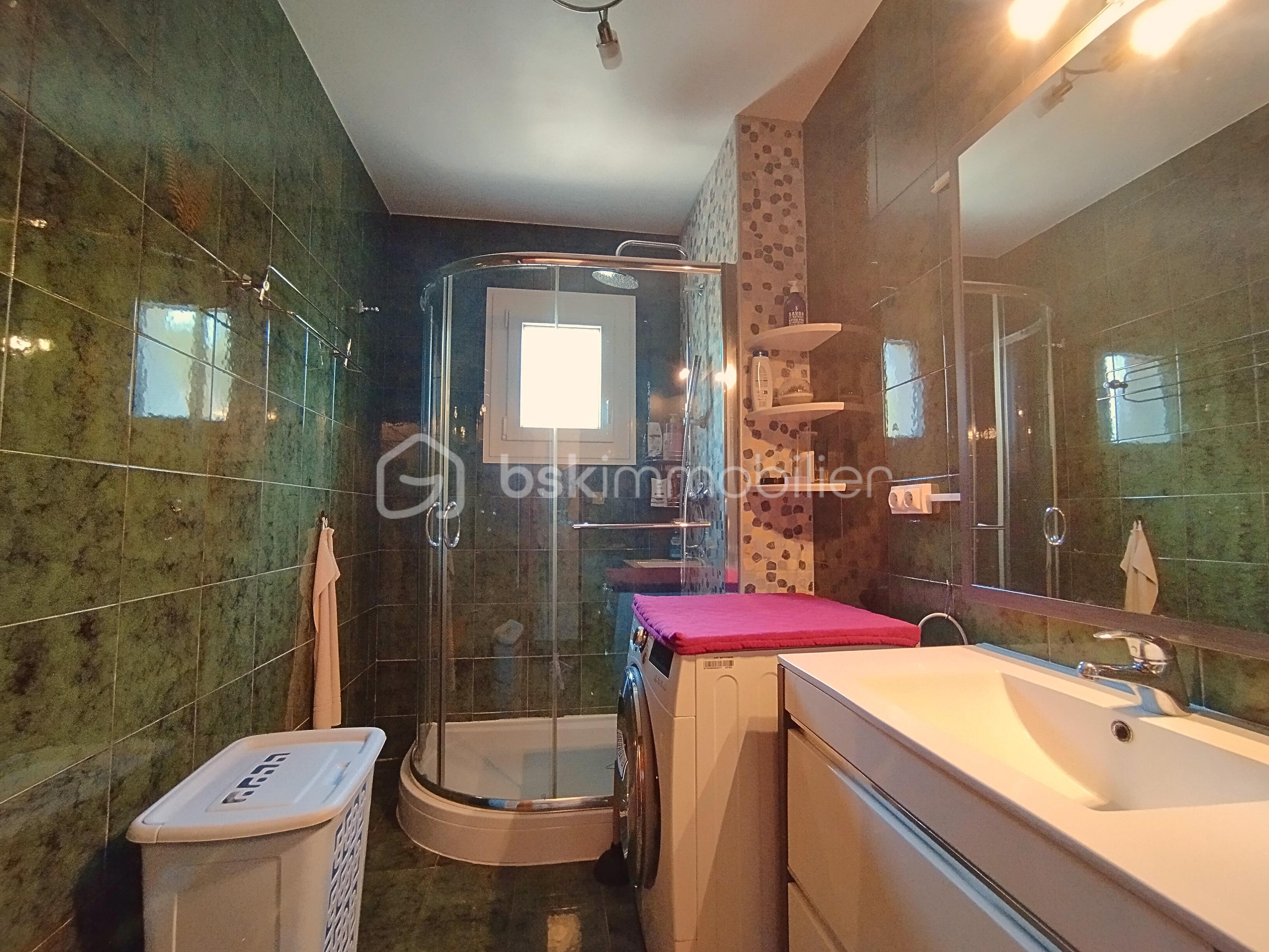 Appartement de 89 m² - 1c97f20e-cdb1-41cb-a5b9-a2b45a8080e6.jpg