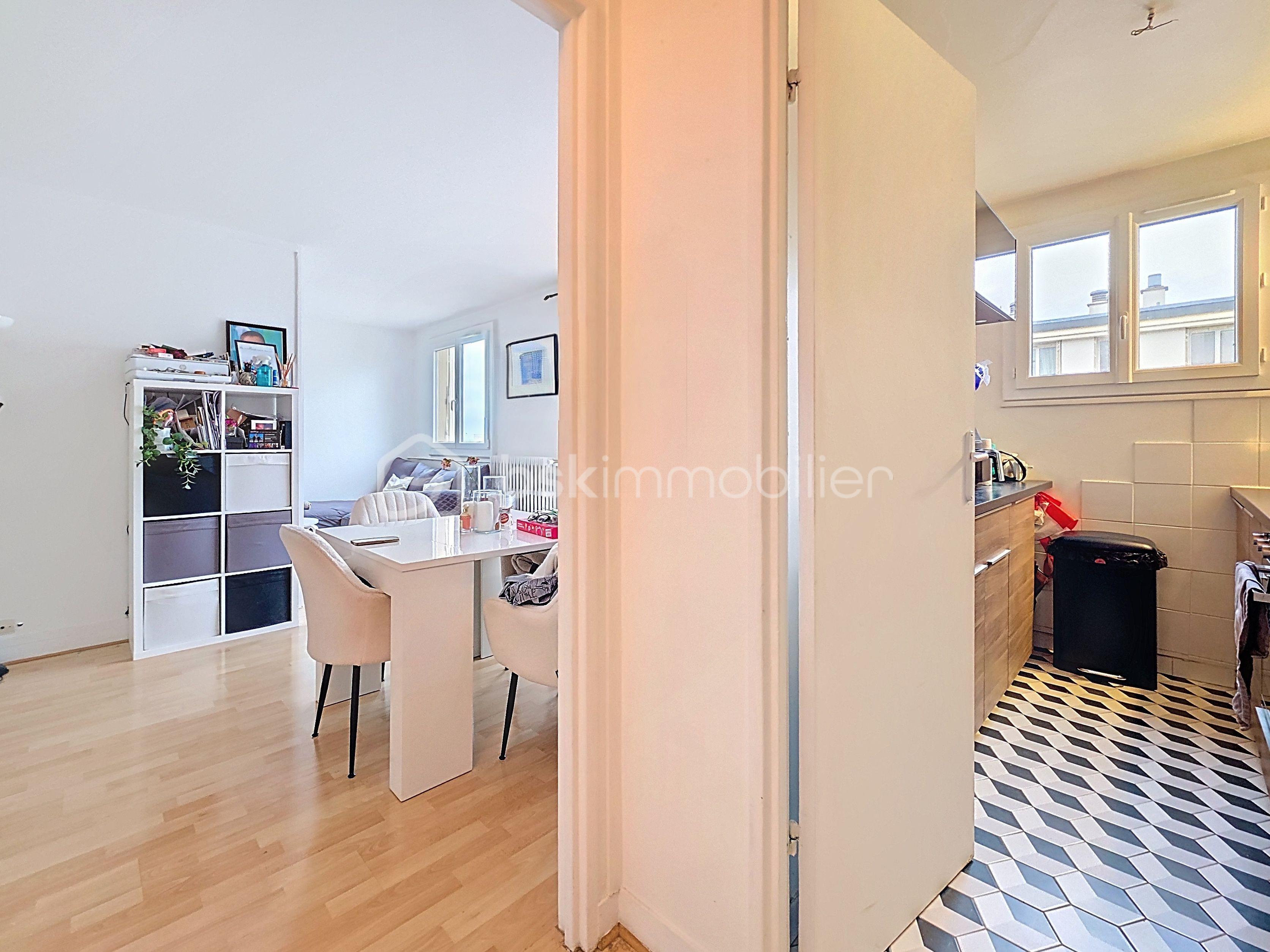 Appartement de 60,65 m² - clem-rosny_00015.jpg