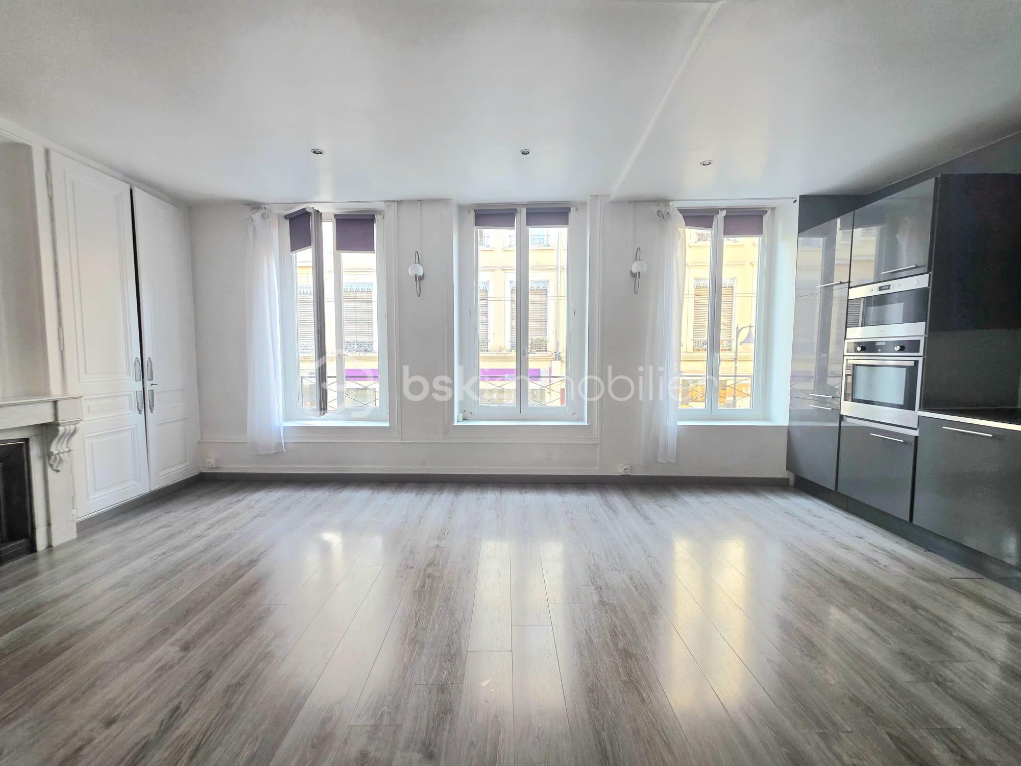 Appartement 2 pièces 47 m² · à Lyon-4e-Arrondissement · 46,6 m² · 246 000 €