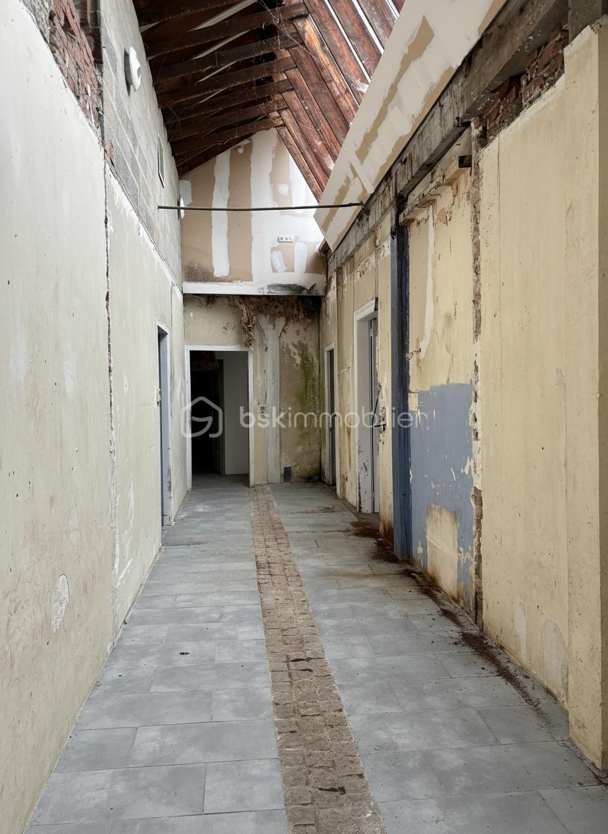 Local commercial de 220 m² - COULOIR.jpg