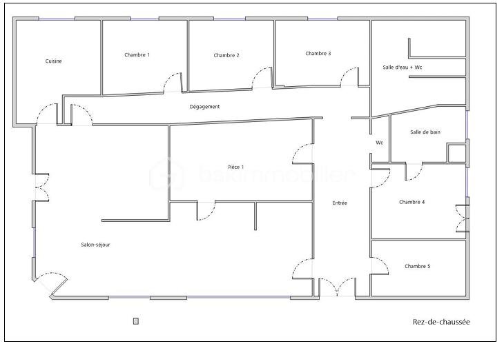 Local commercial de 220 m² - croquis plan.png