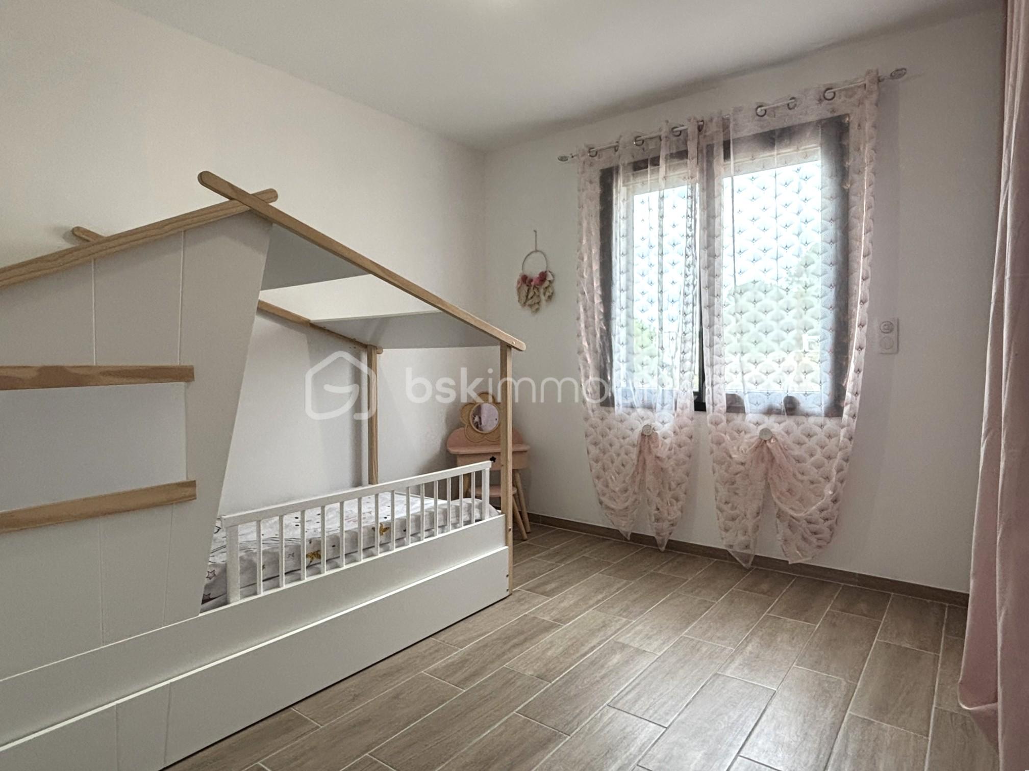 Maison contemporaine de 155 m² - chambre 2.JPEG