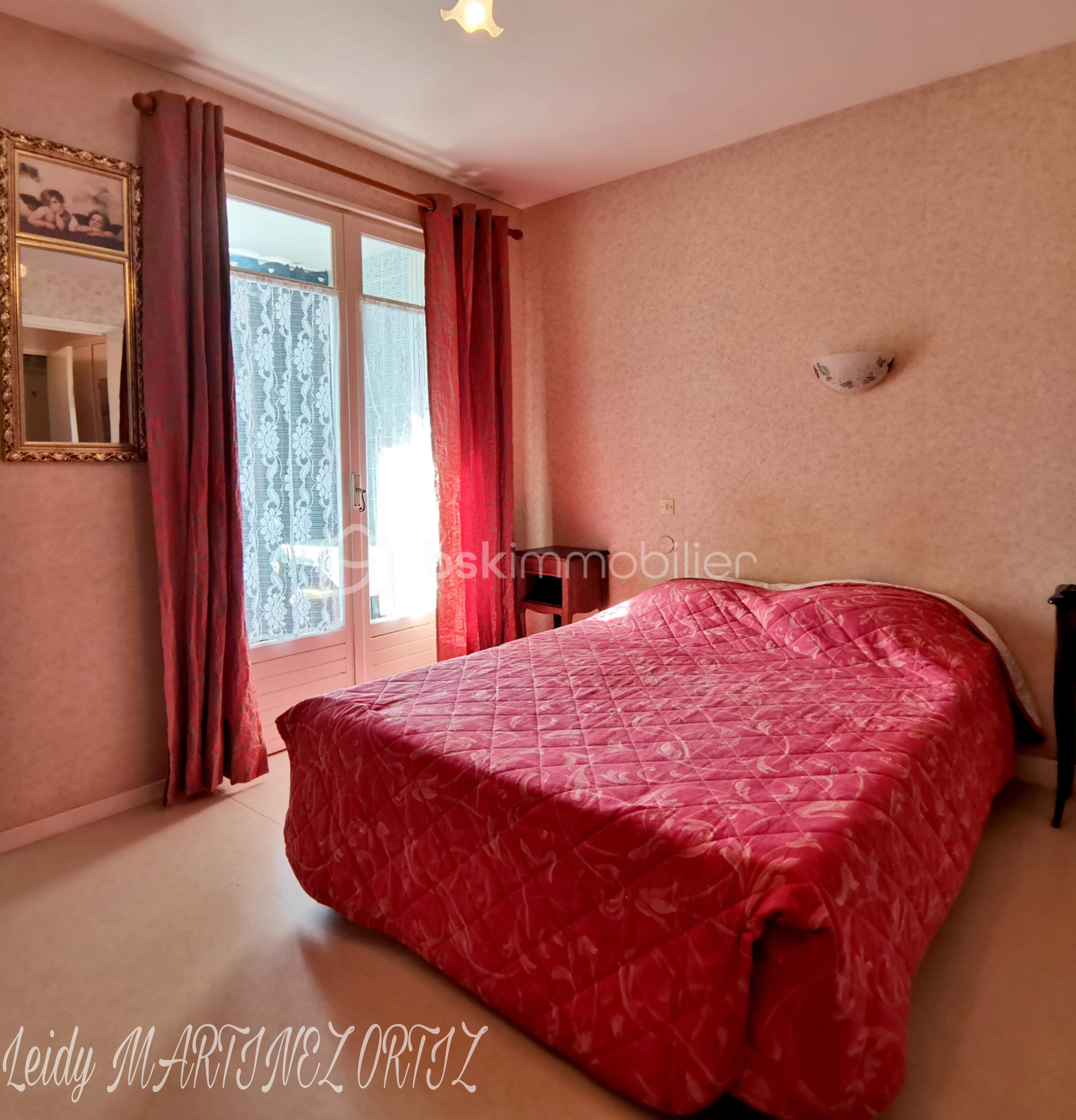 Immeuble de 330 m² - Picsart_25-12-18_14-58-03-872.png