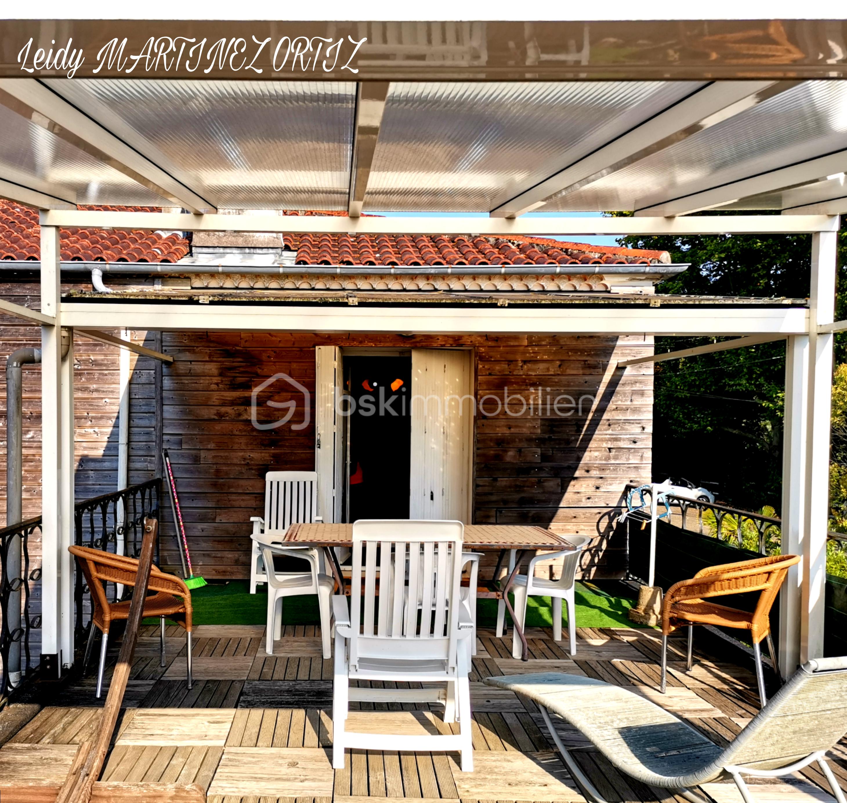 Immeuble de 330 m² - Picsart_25-12-18_14-40-01-298.png