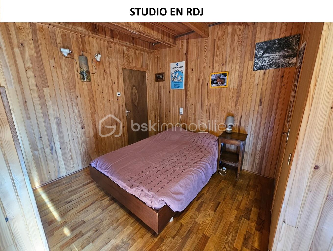 Chalet de 125 m² - 5f068913ddc2669-1.jpg