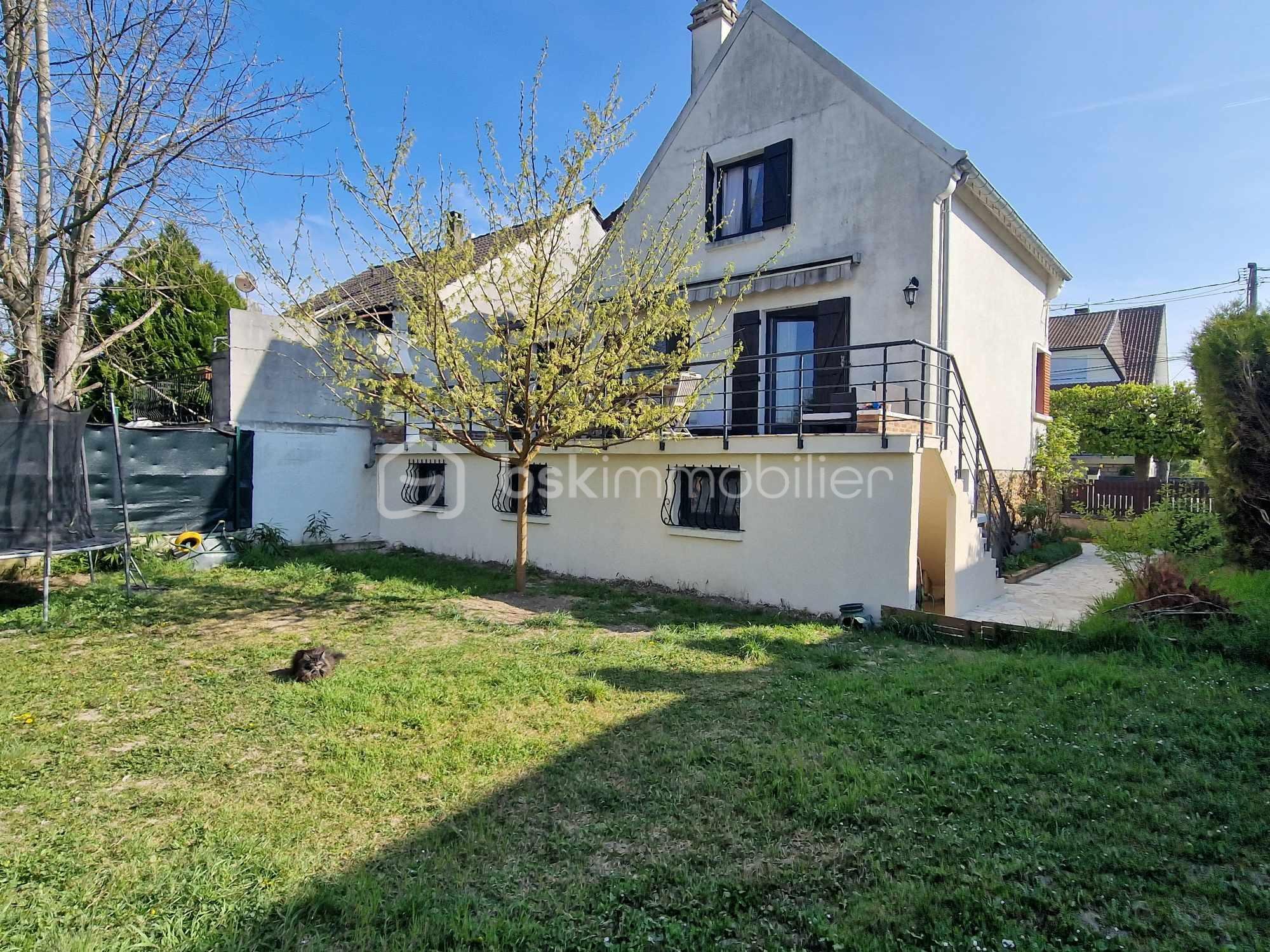 Maison de 123 m² - 488934580_647632628173797_6461487734357864681_n.jpg