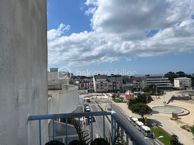 Appartement de 30 m² - vue du balcon coté centre ville .jpg
