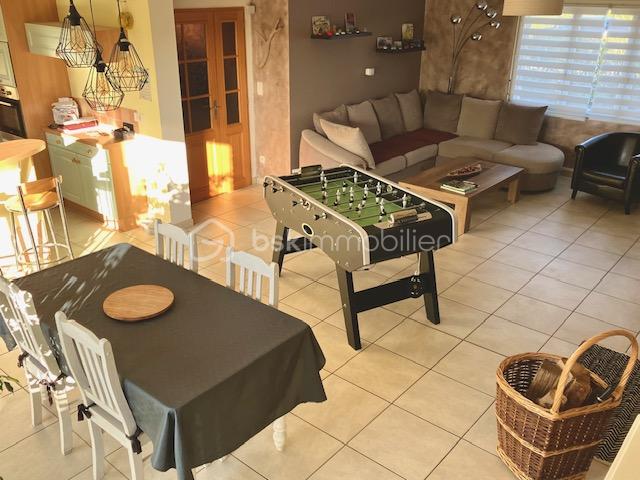 Maison de 147 m² - crochte séjour vers salon et entrée.jpg