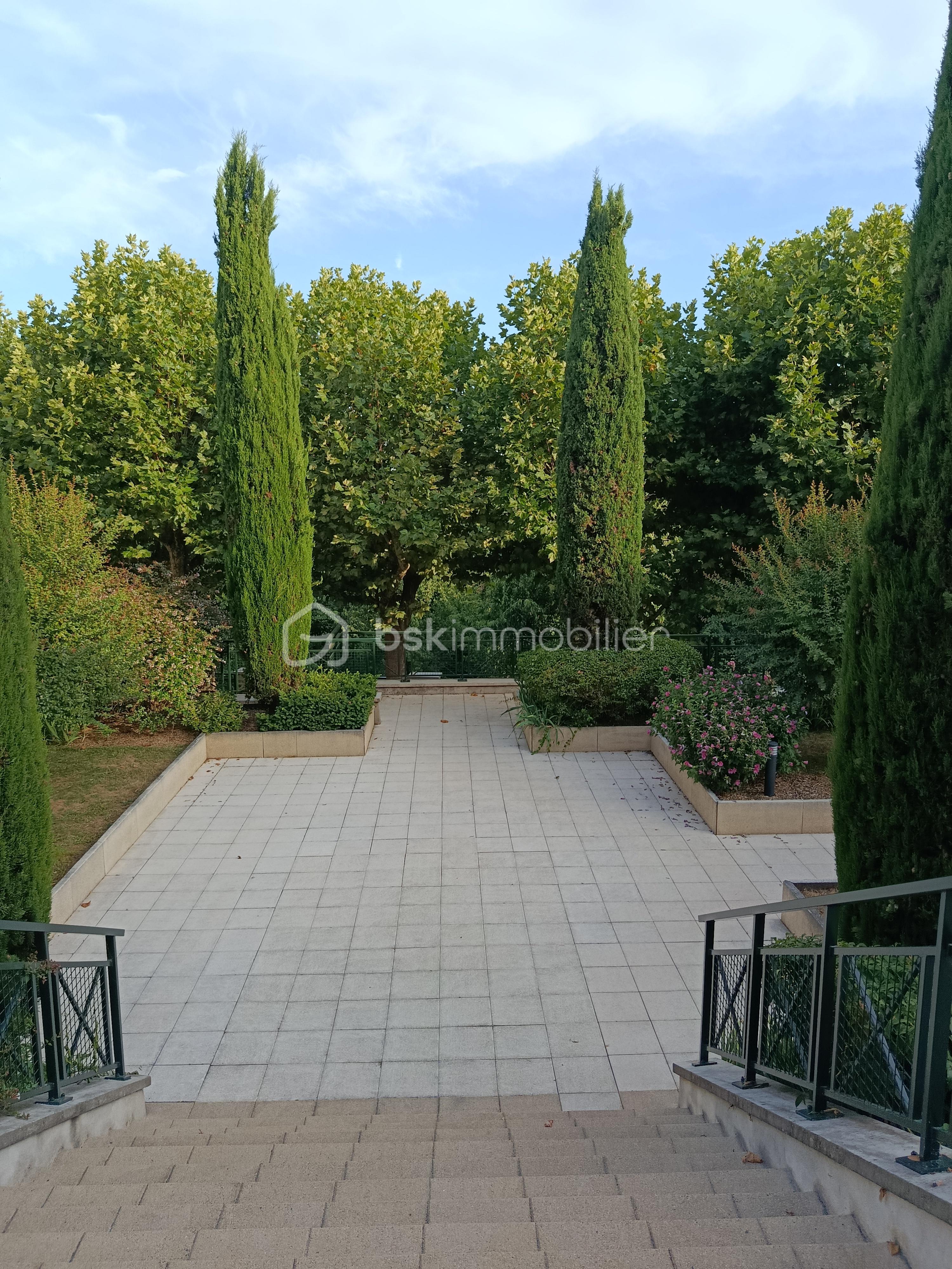 Appartement 1 pièce 32 m² · à Le Plessis-Robinson · 32 m² · 215 000 €