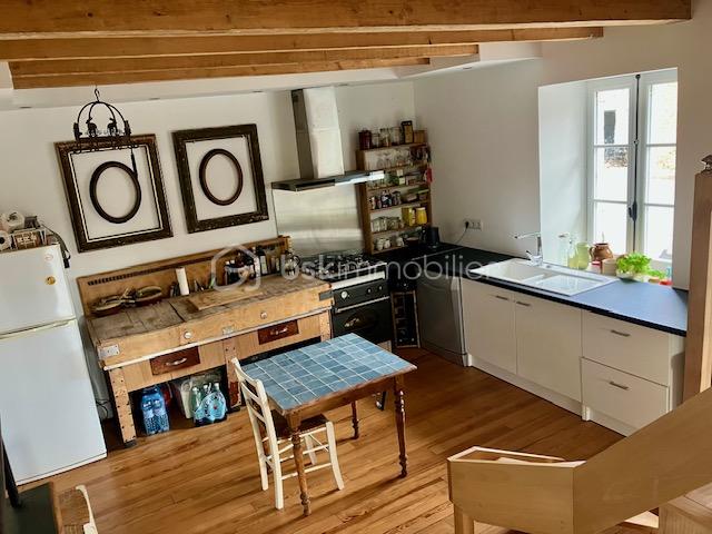 Maison longere de 90 m² - hochedé cuisine 2.jpg